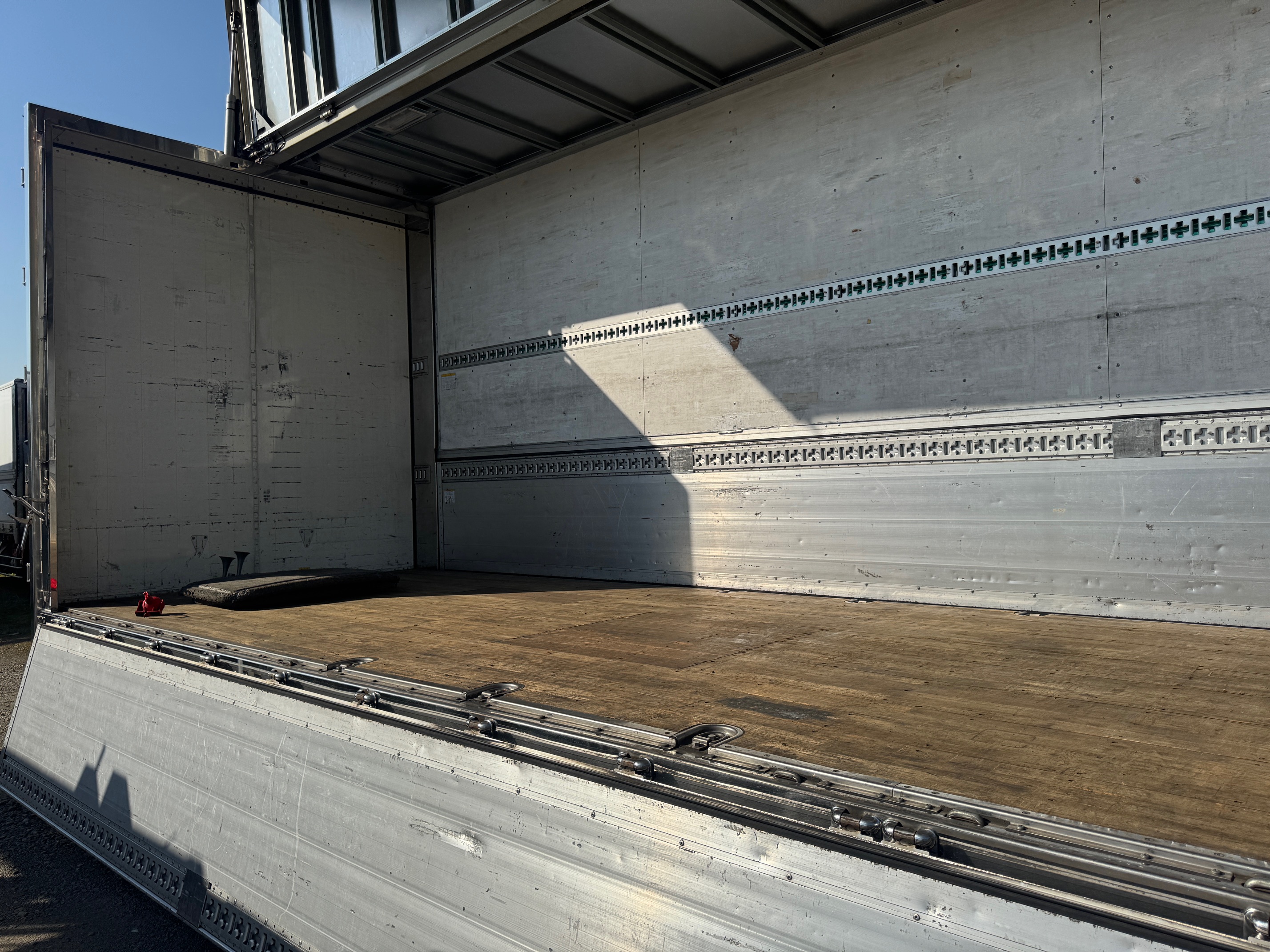 日産UDビックサム