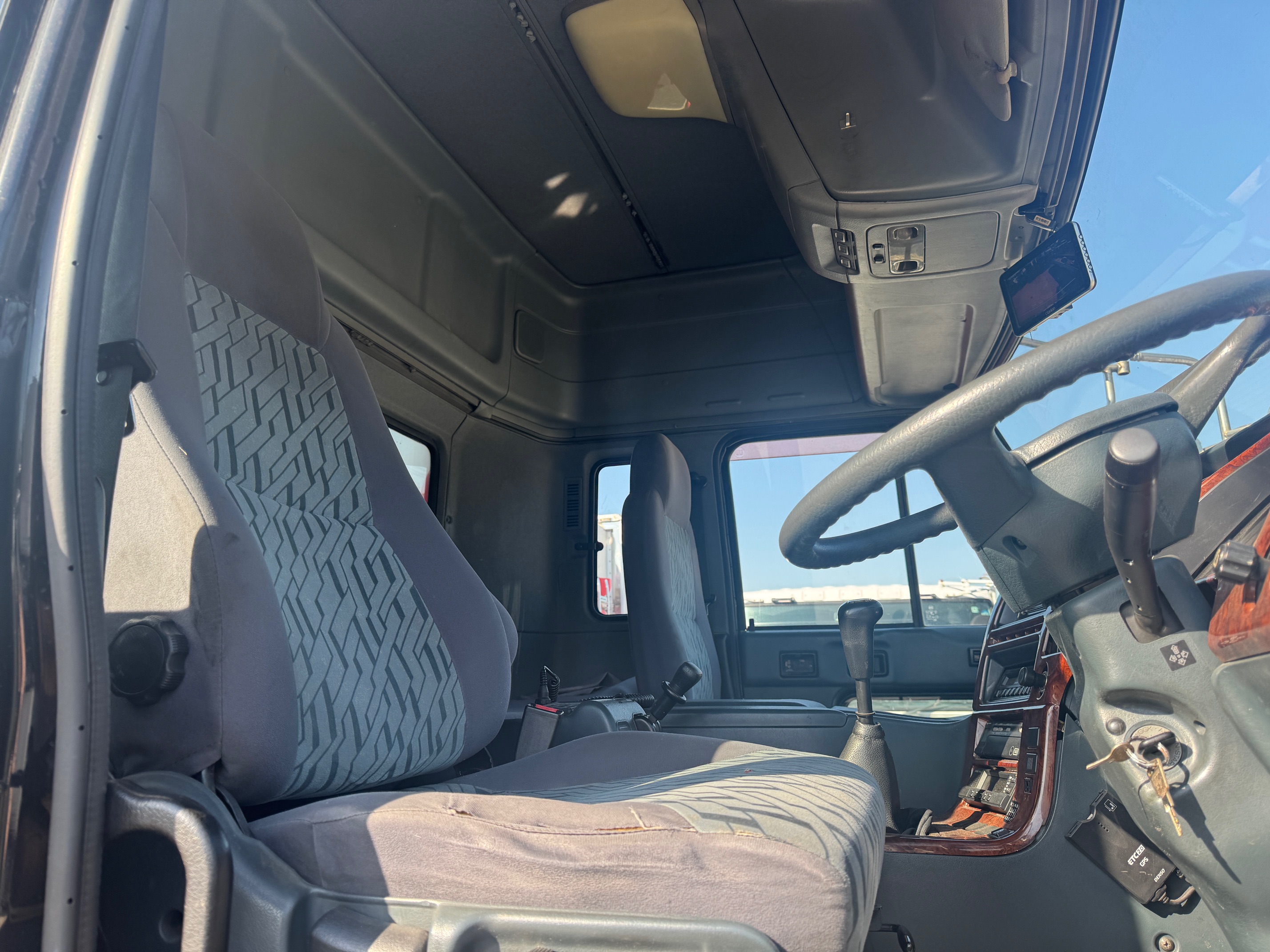 日産UDビックサム