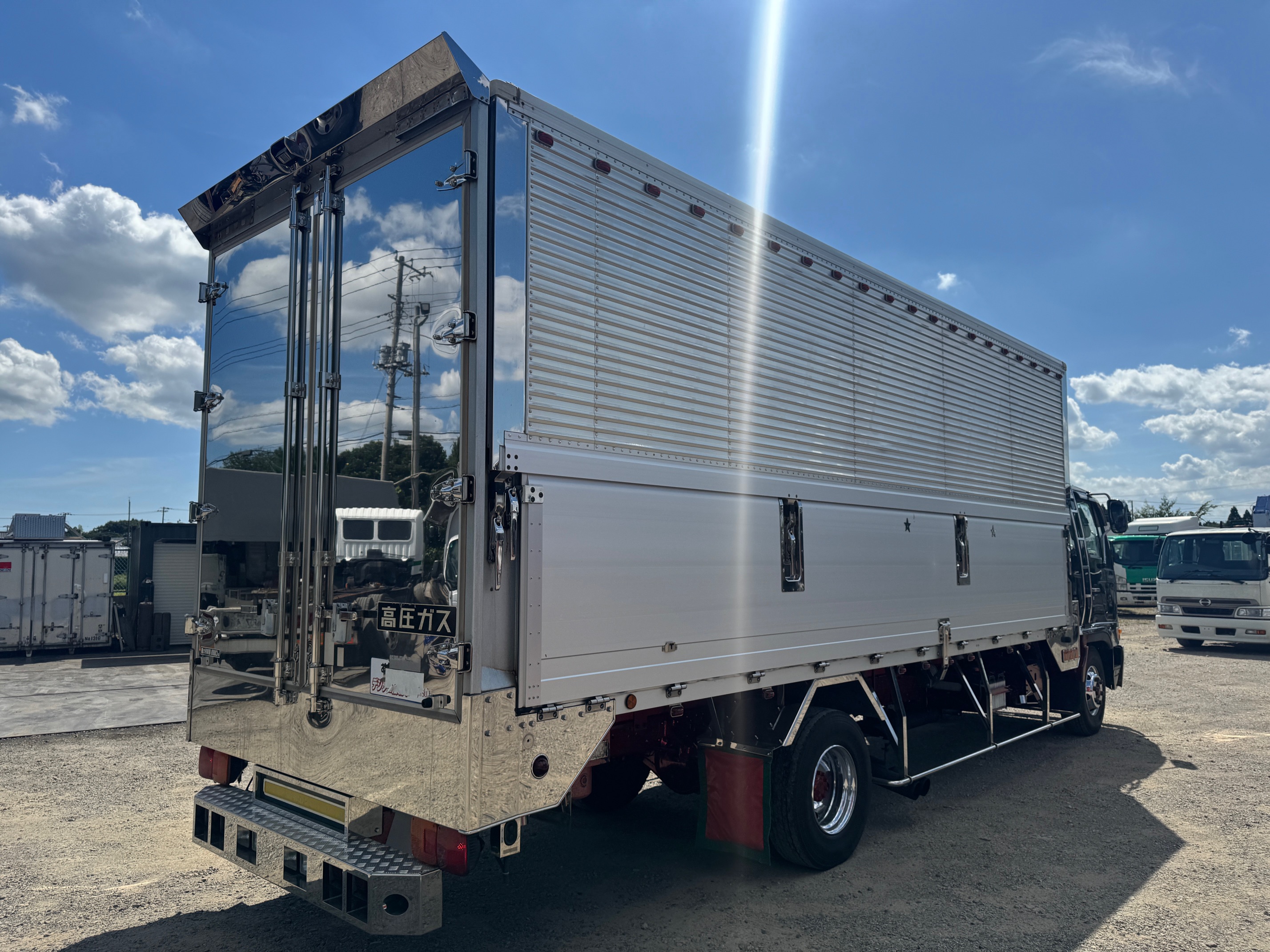 日野ライジングレンジャー