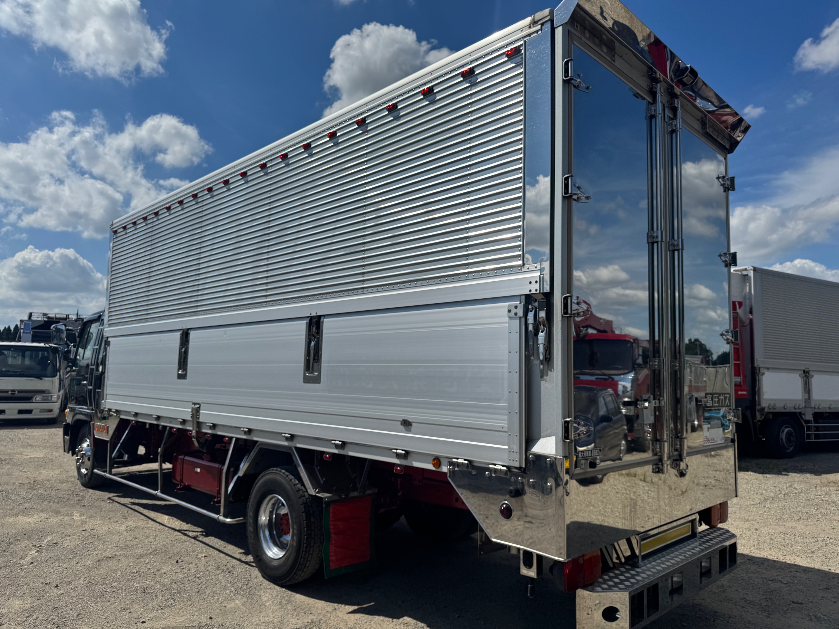 日野ライジングレンジャー