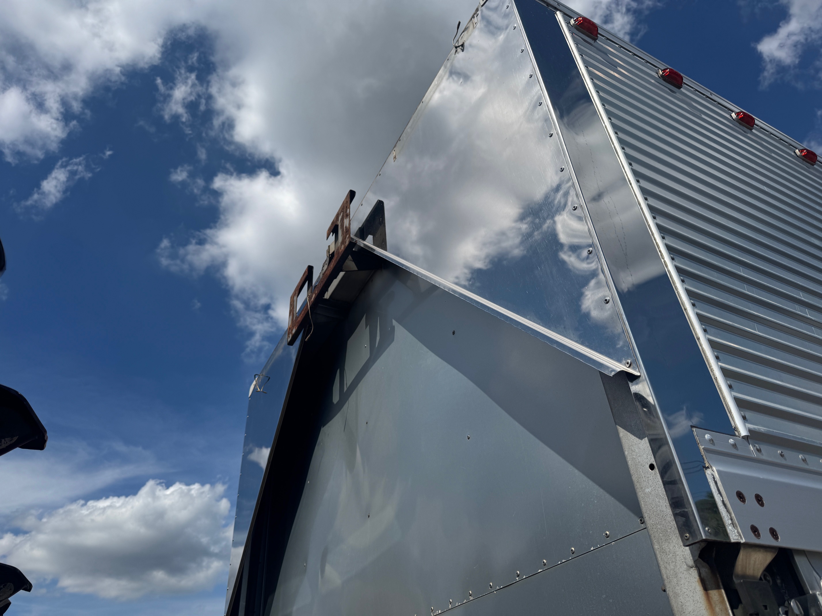 日野ライジングレンジャー