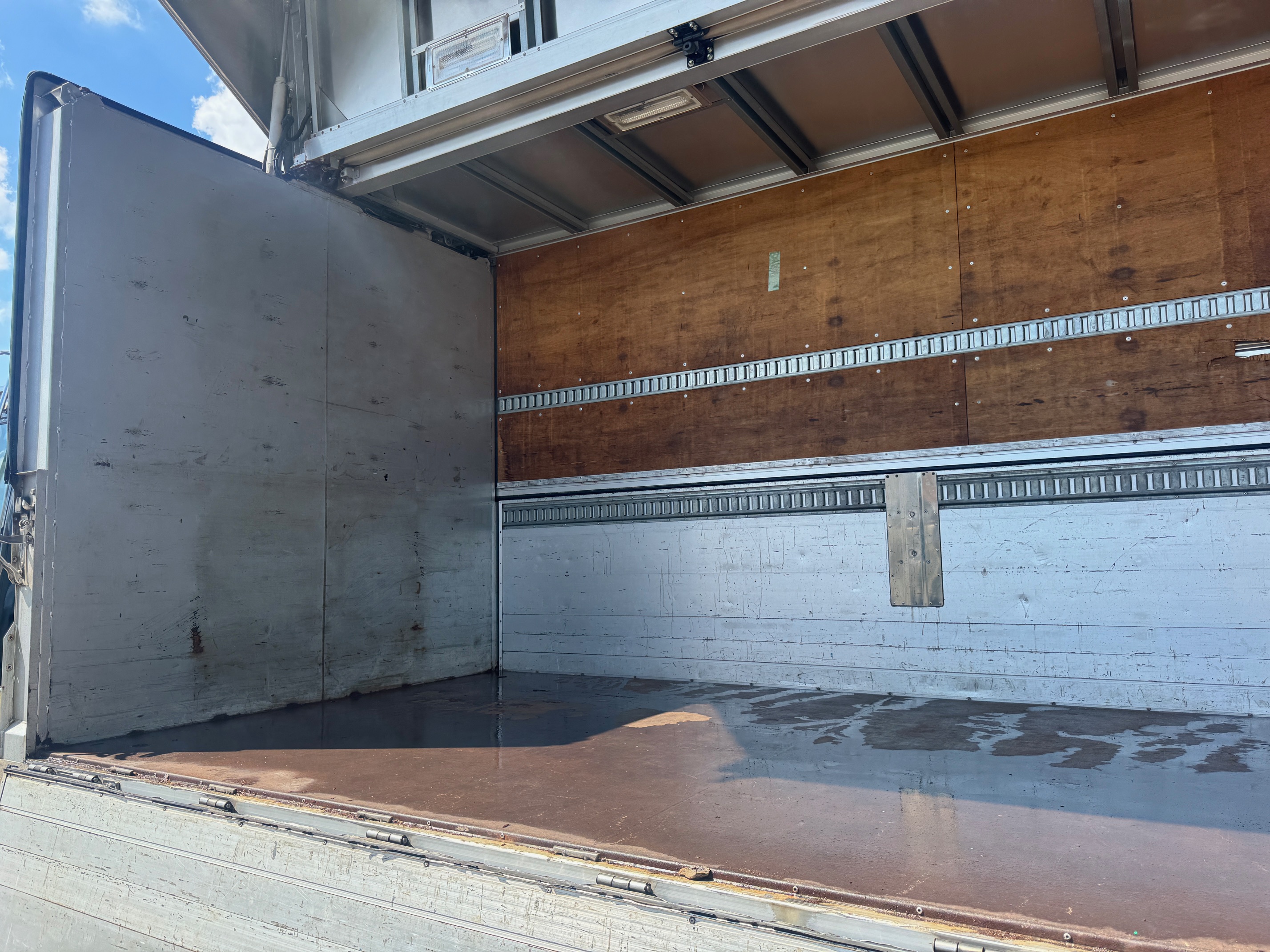 日野ライジングレンジャー