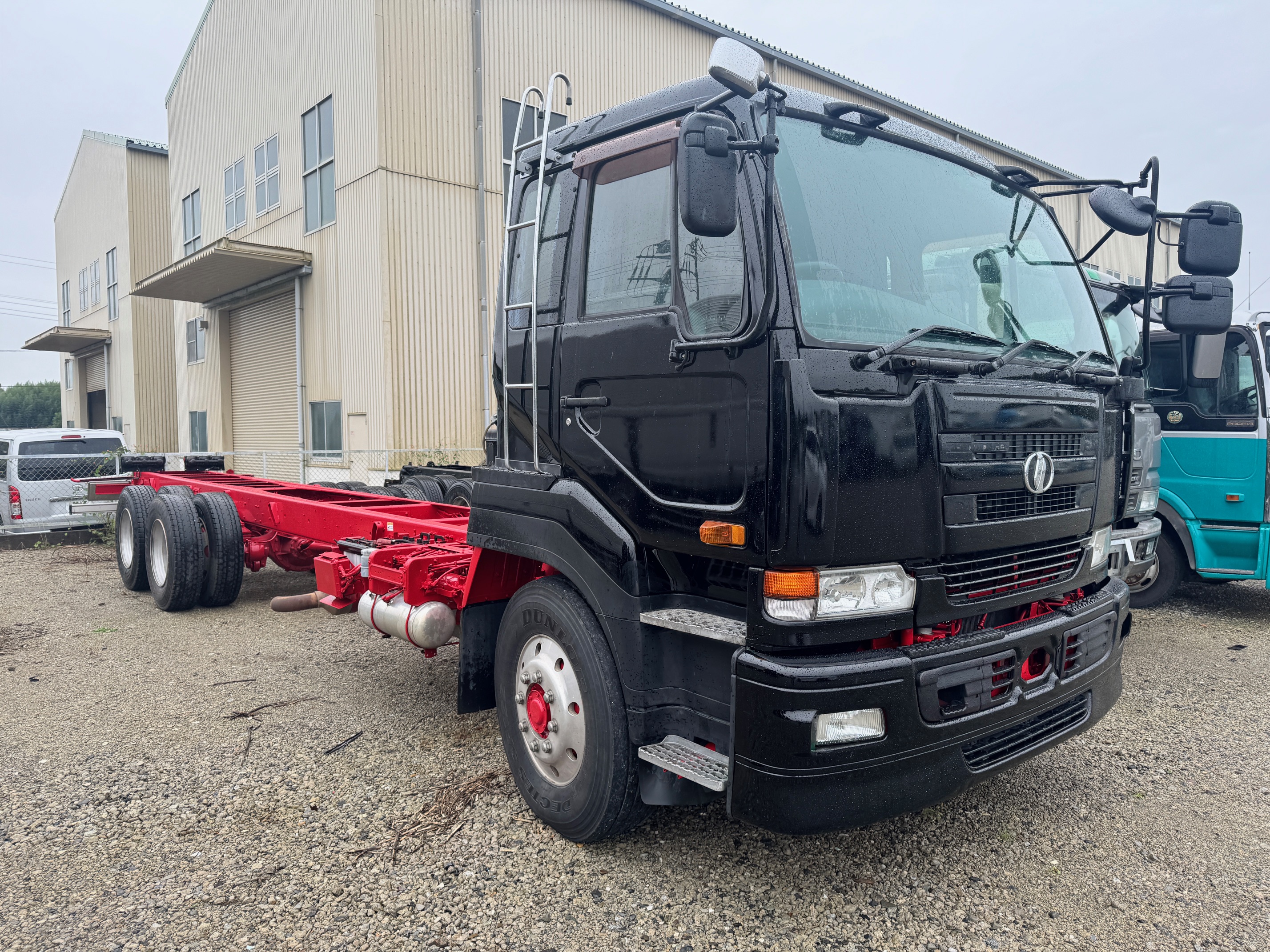 日産UDビックサム★V8   ★25t フルサイズ　★7速