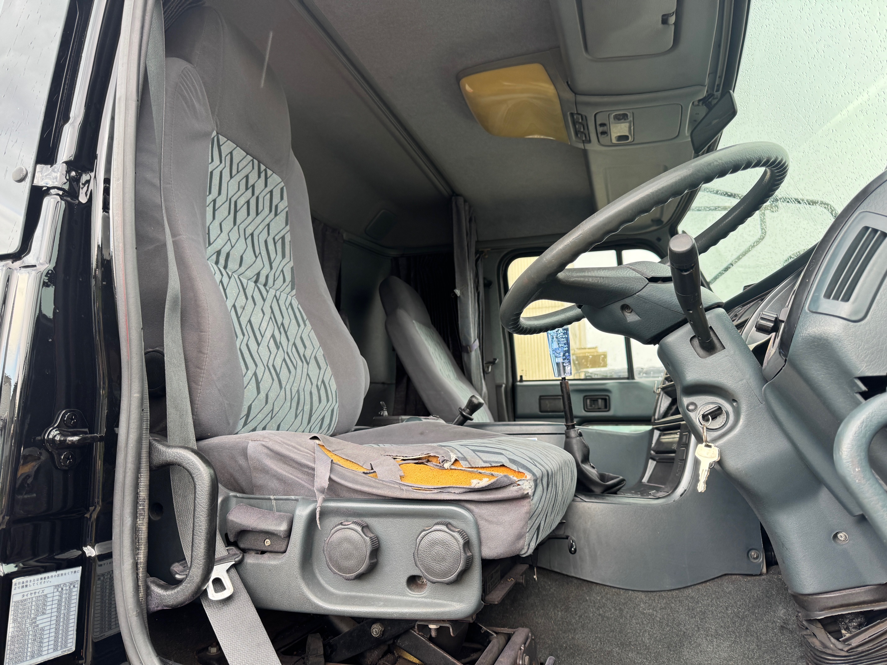 日産UDビックサム