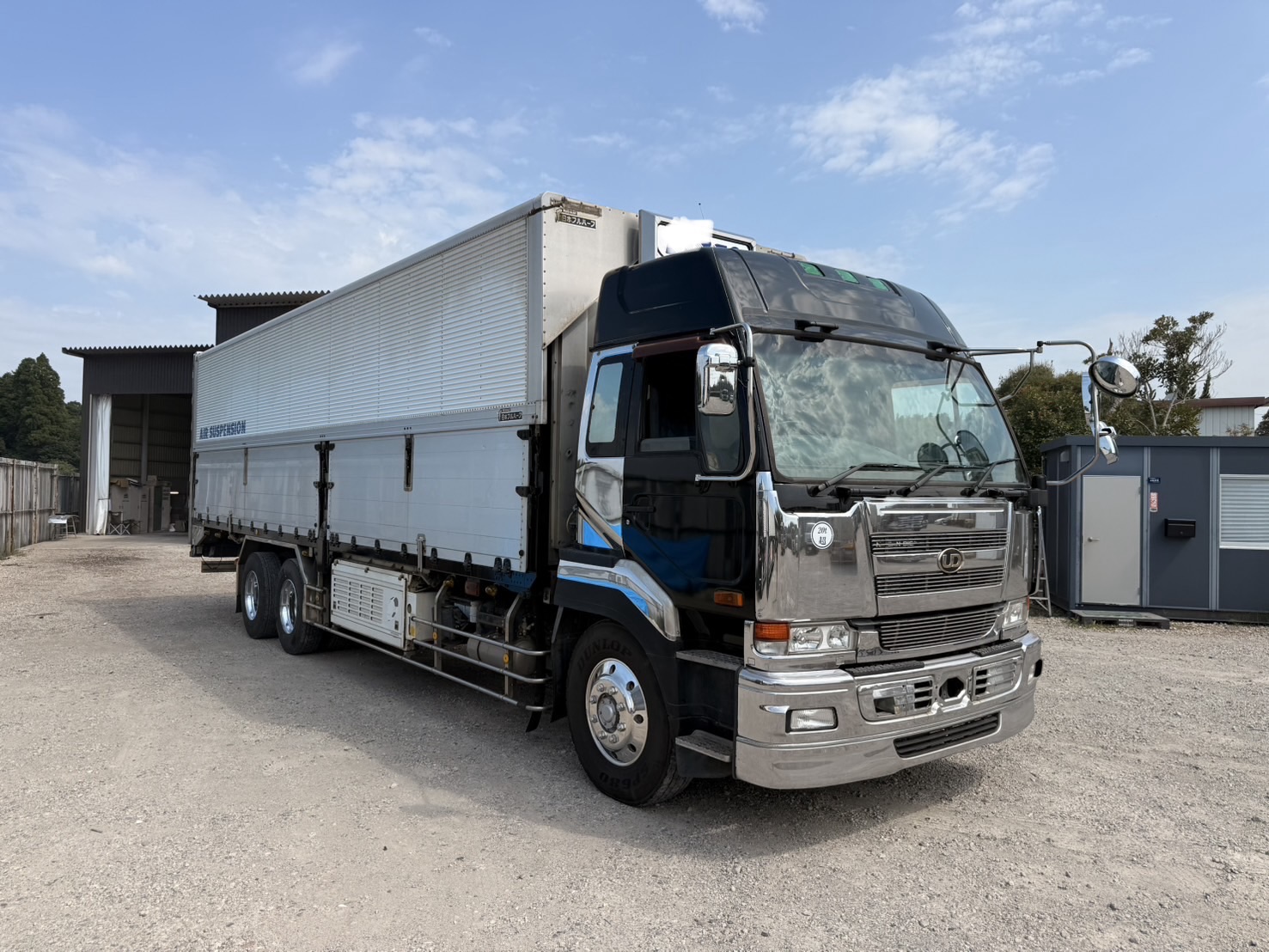 KL-CD55ZWA　リアエアサス日産UDビックサム