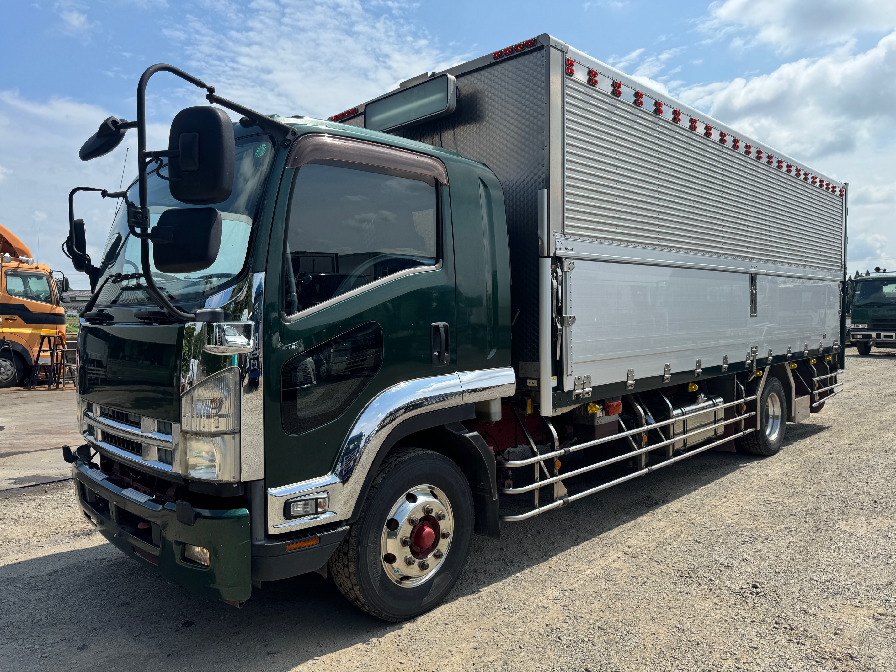 QKG-FTR34T2　リアエアサスいすずフォワード