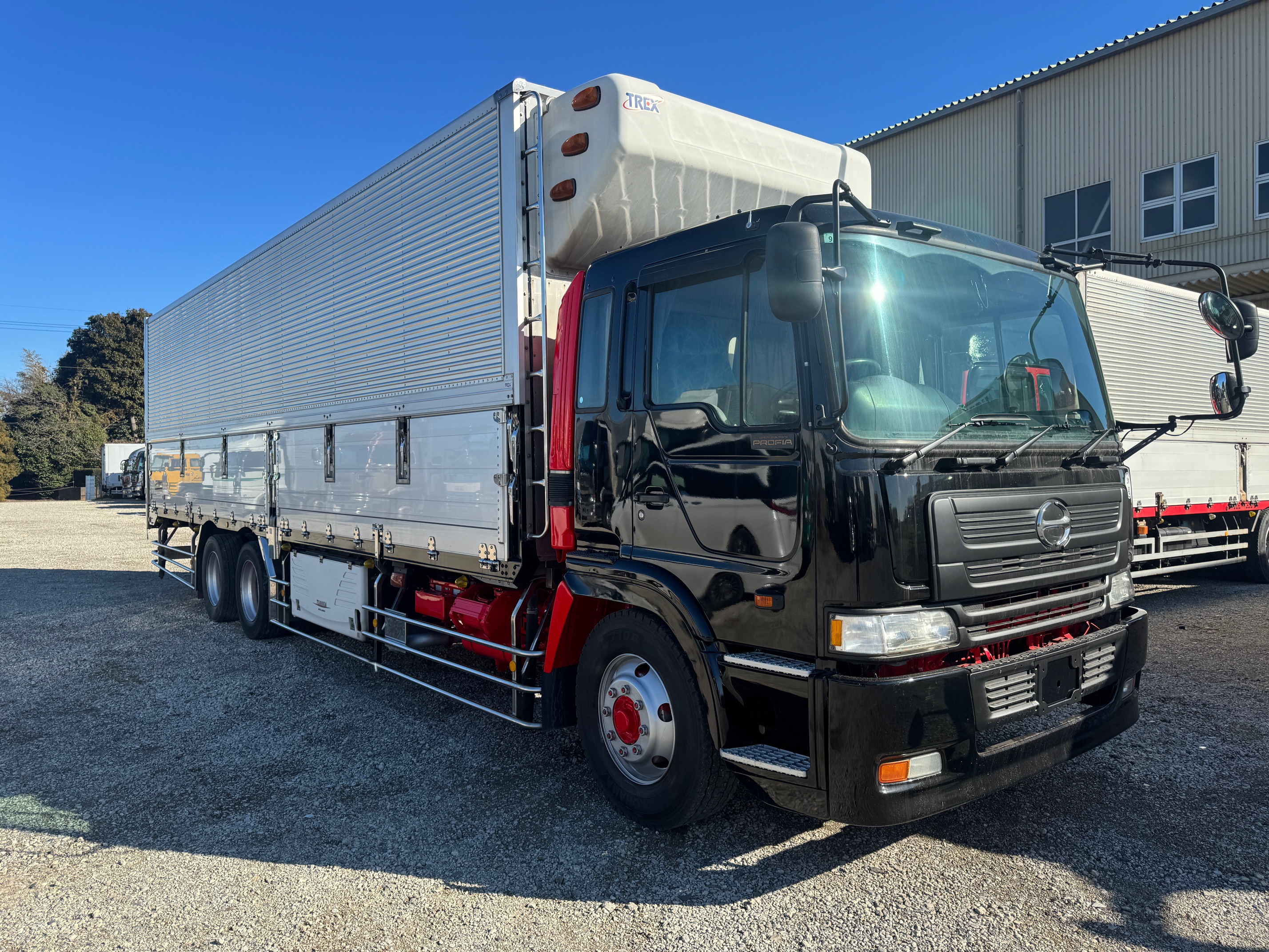 日野テラヴィ★テラビ　★ターボエアサス　★3軸　