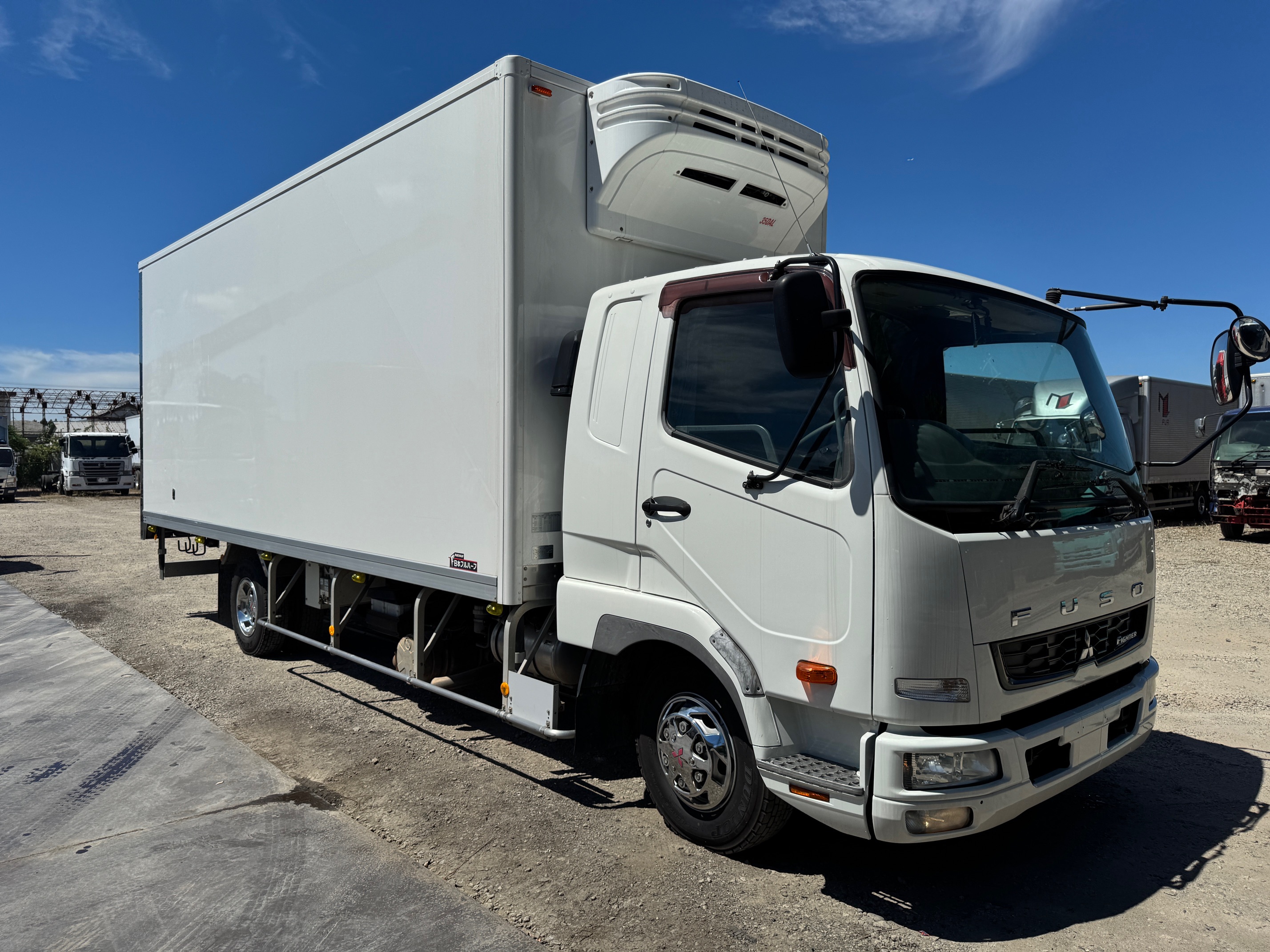 TKG-FK61F三菱ふそうファイター