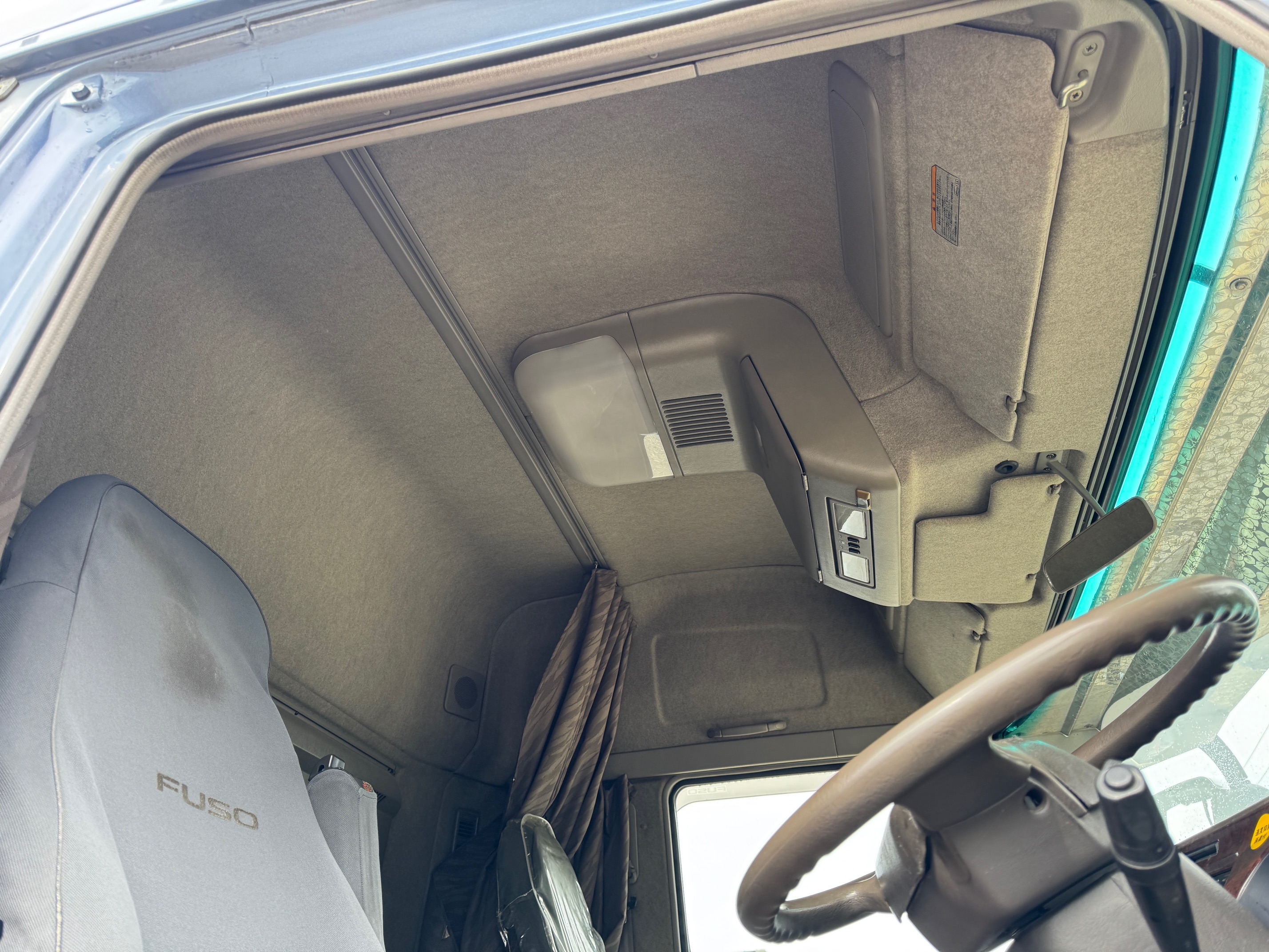 三菱ふそうスーパーグレート