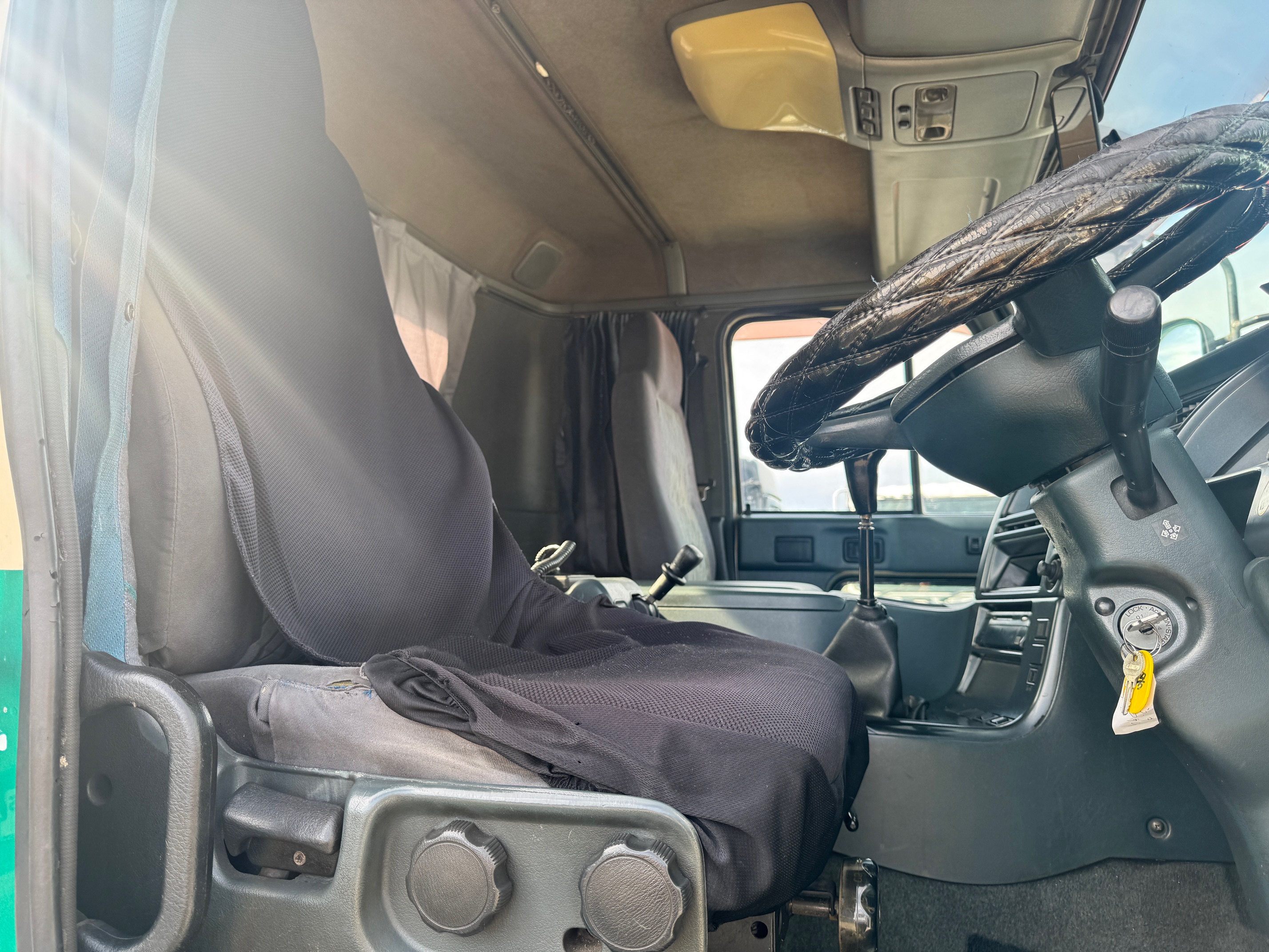 日産UDビックサム