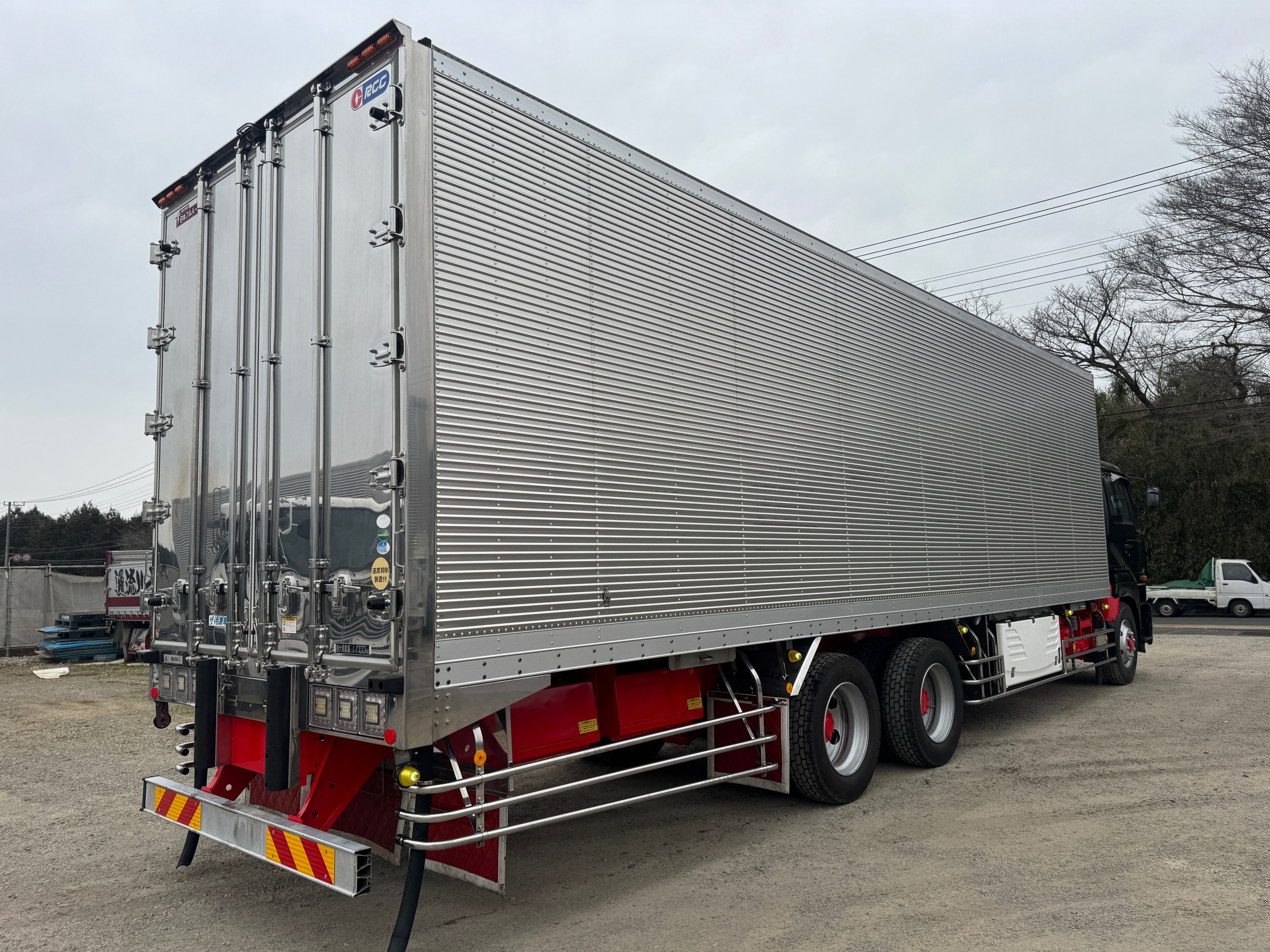 日産UDビックサム