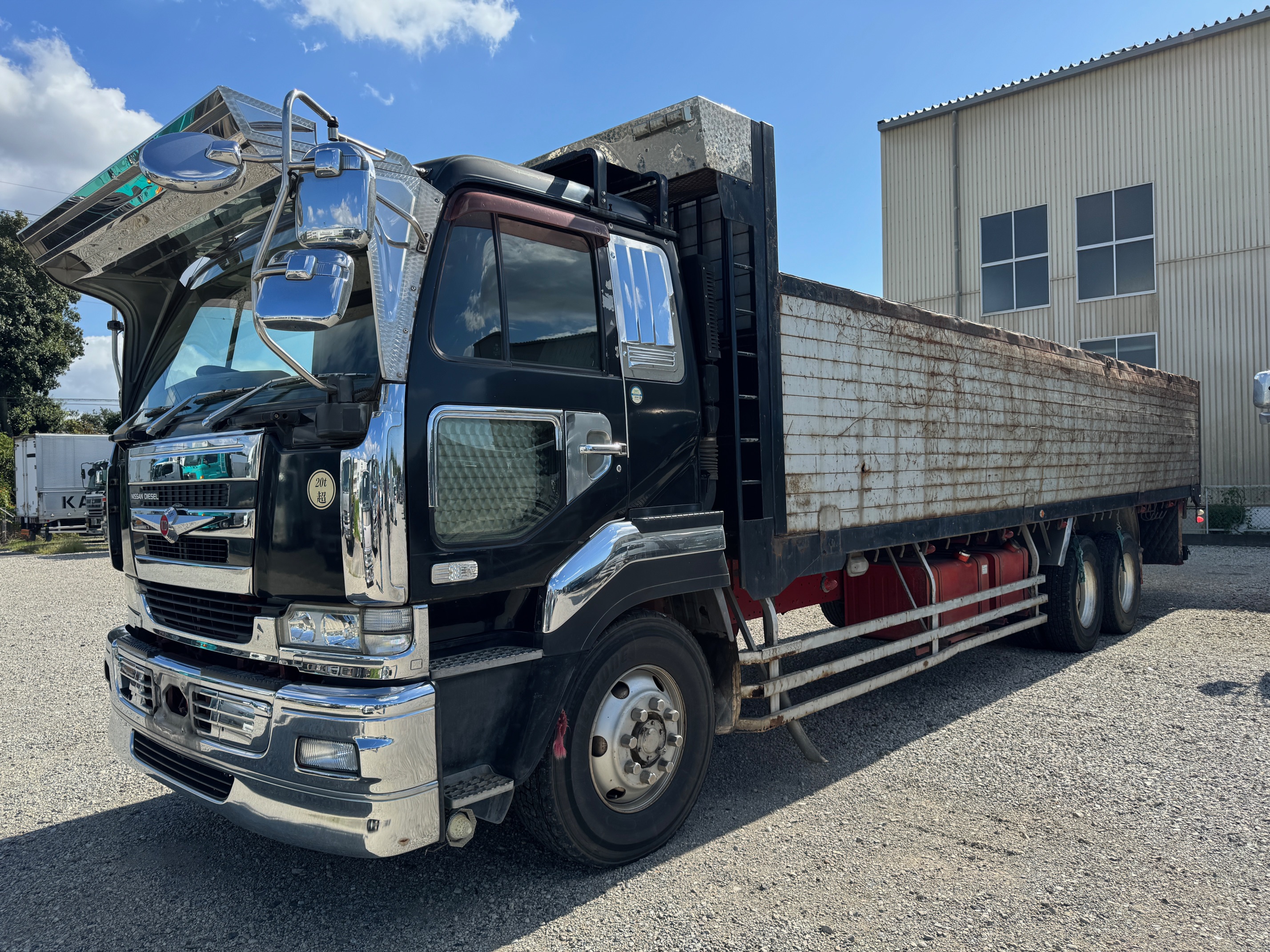 KL-CW55J日産UDビックサム