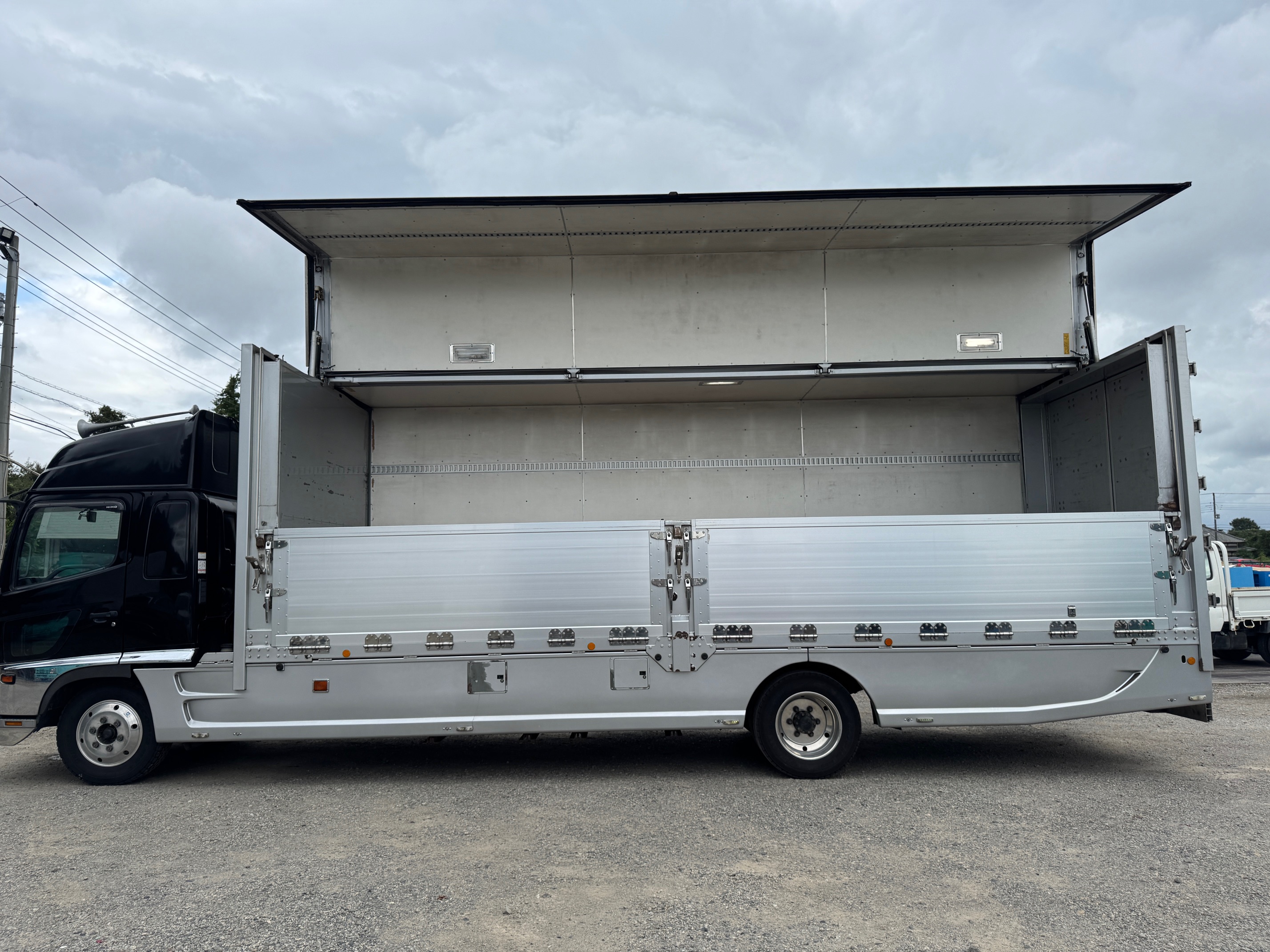 日野レンジャープロ