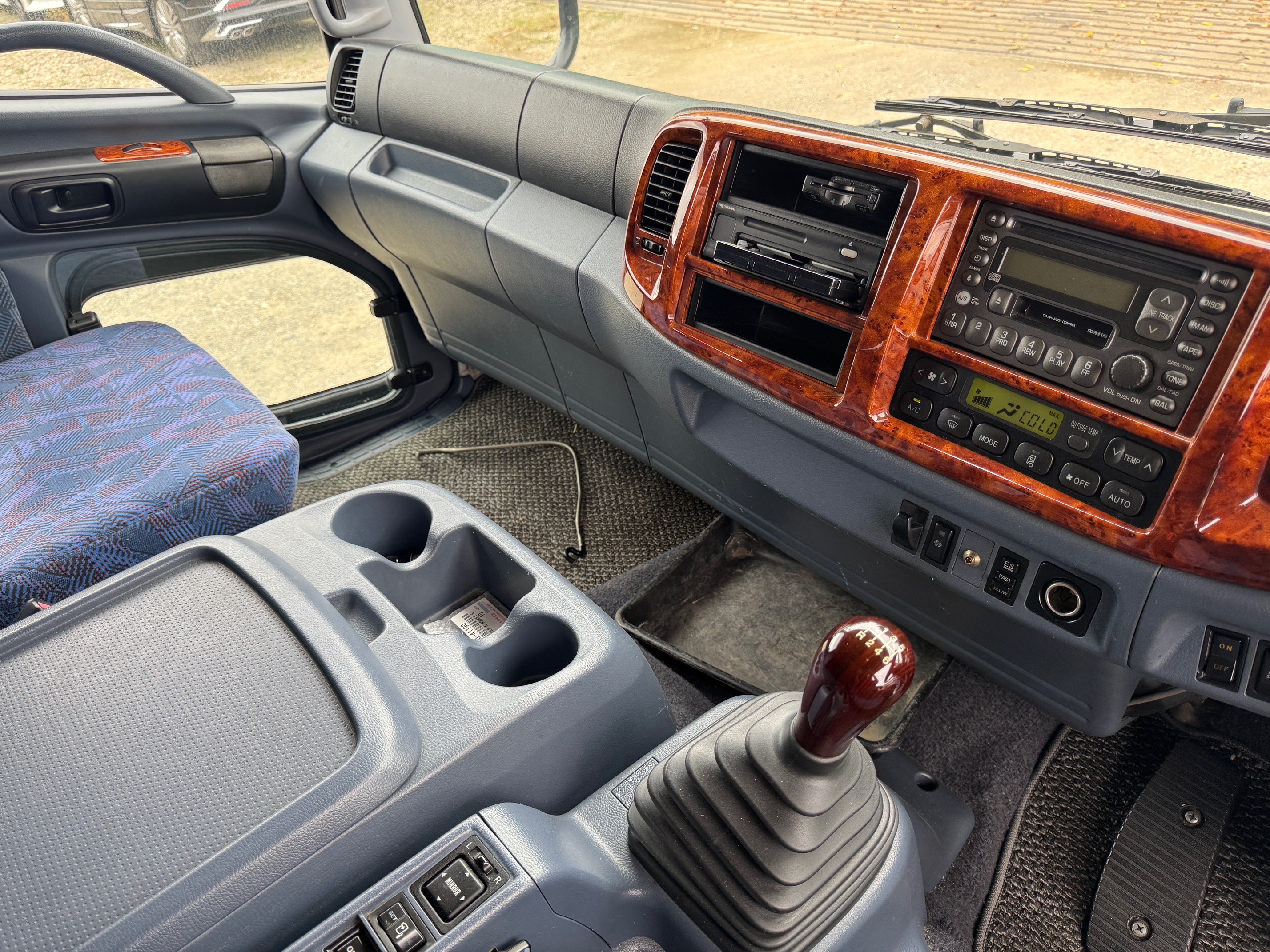 日野レンジャープロ