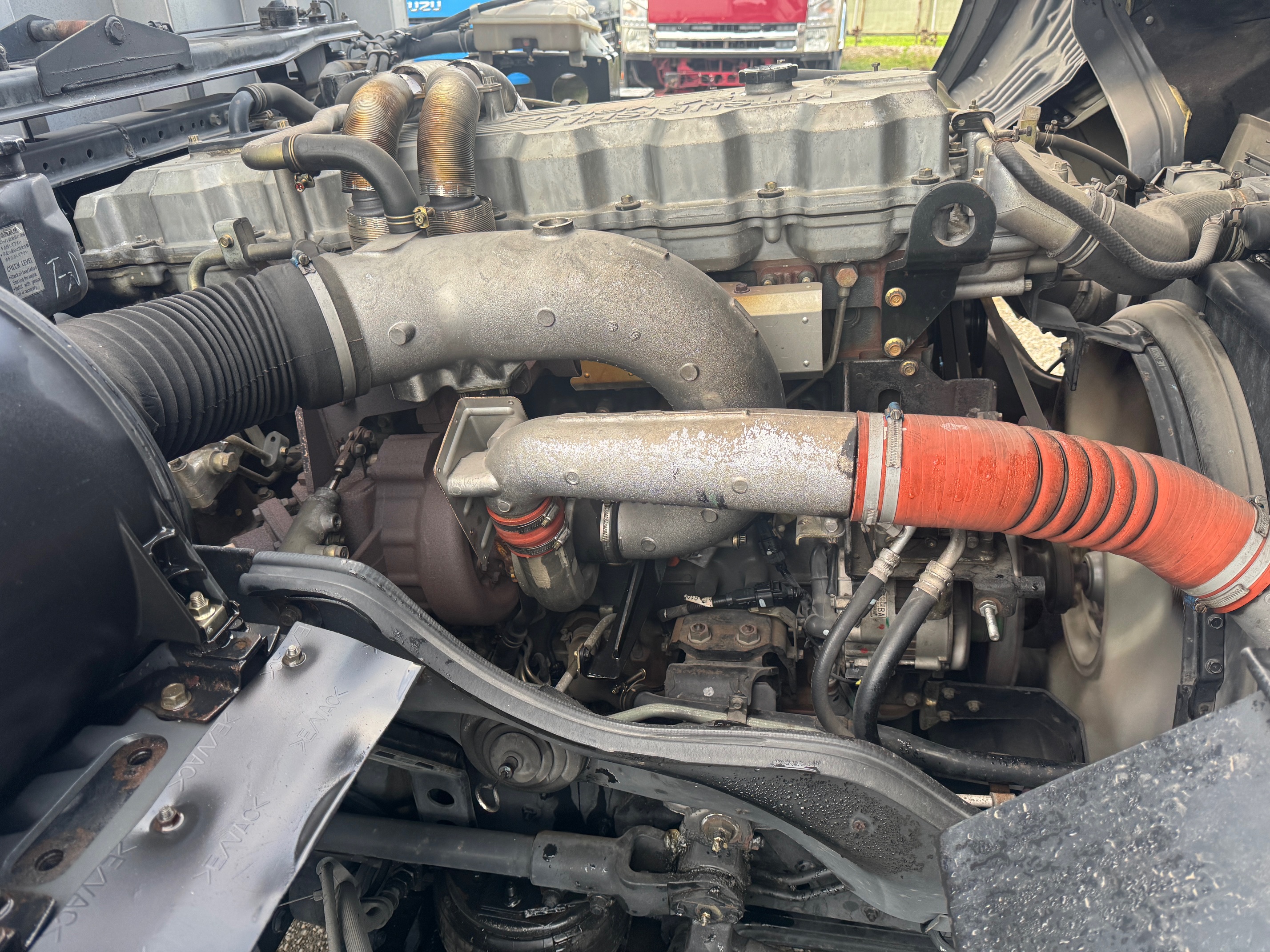 三菱ふそうスーパーグレート