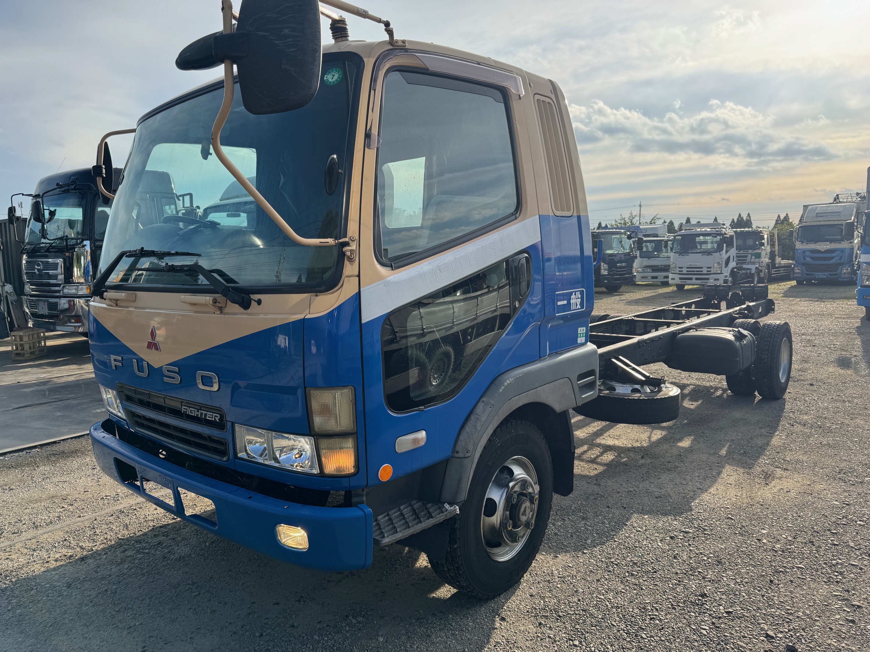 KK-FK61HK三菱ふそうファイター