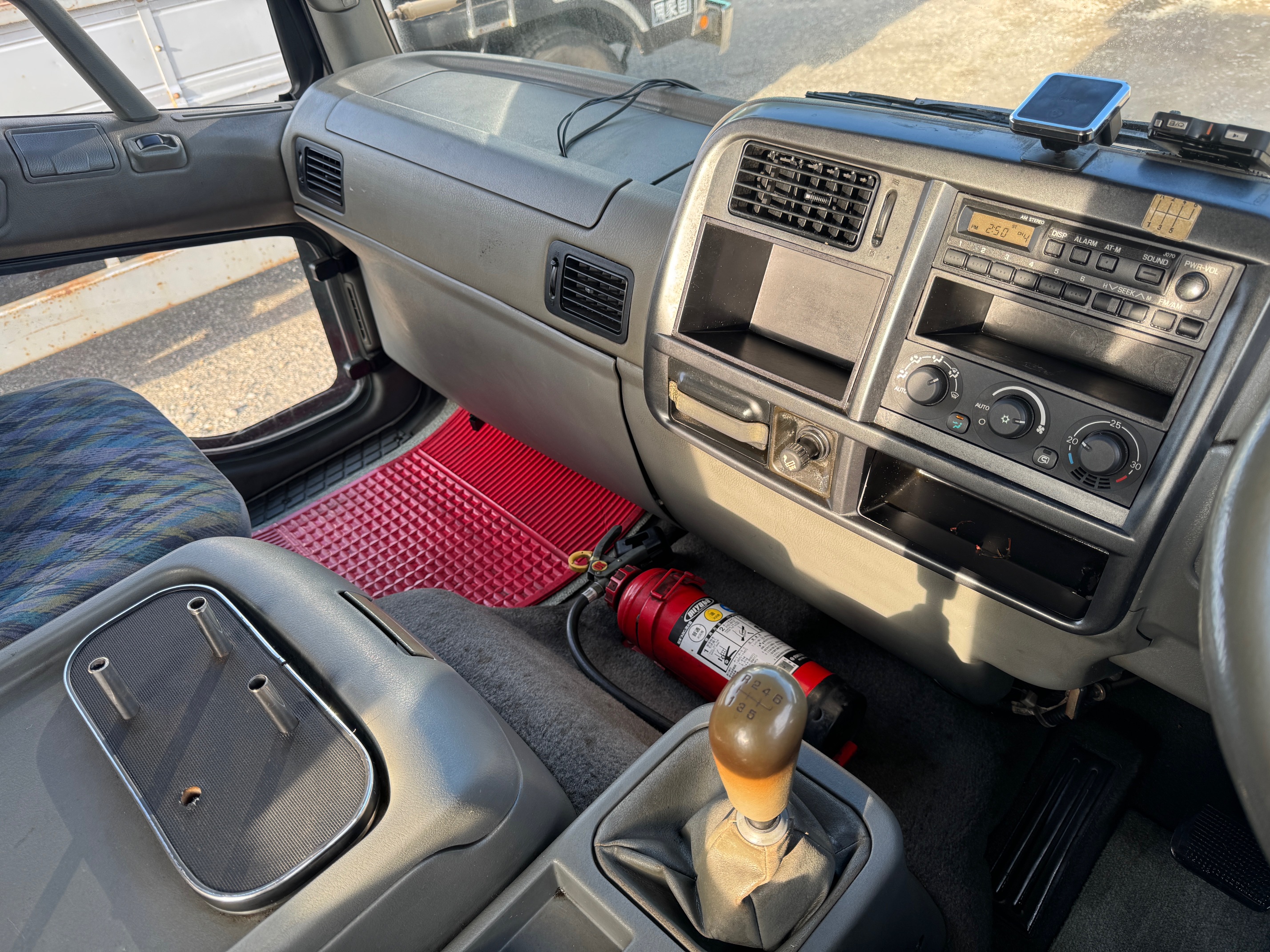 三菱ふそうファイター