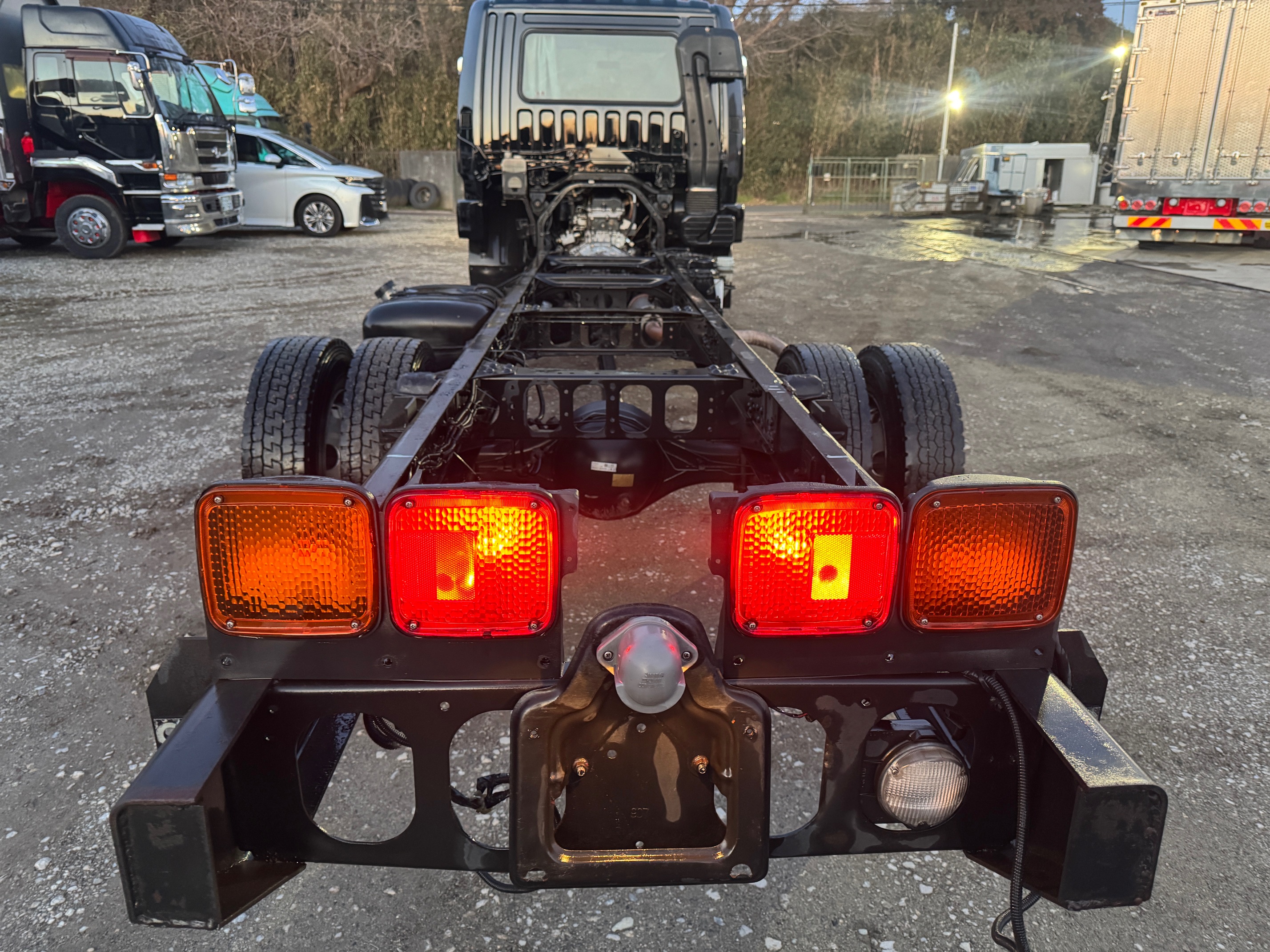 三菱ふそうファイター