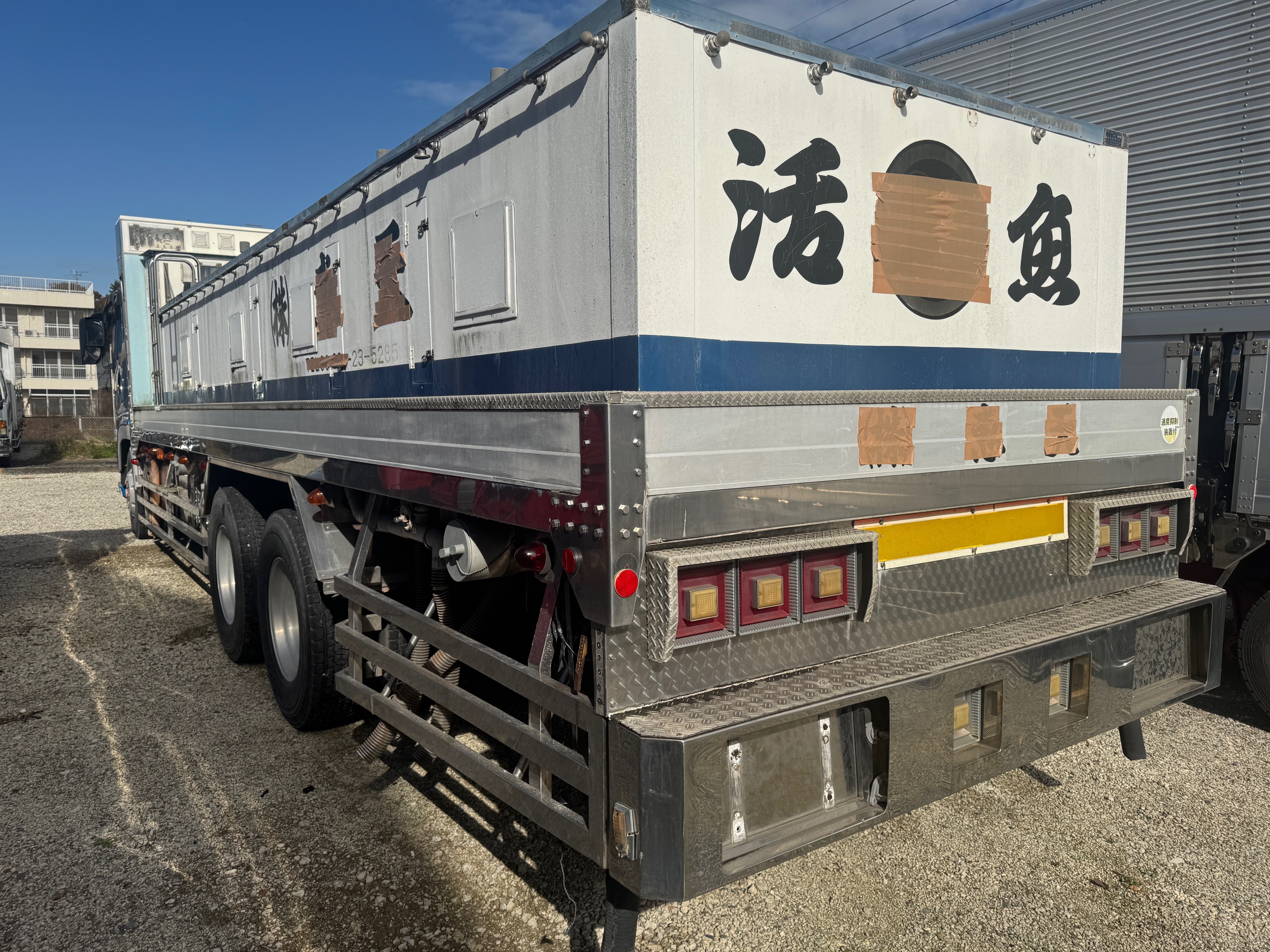 三菱ふそうスーパーグレート