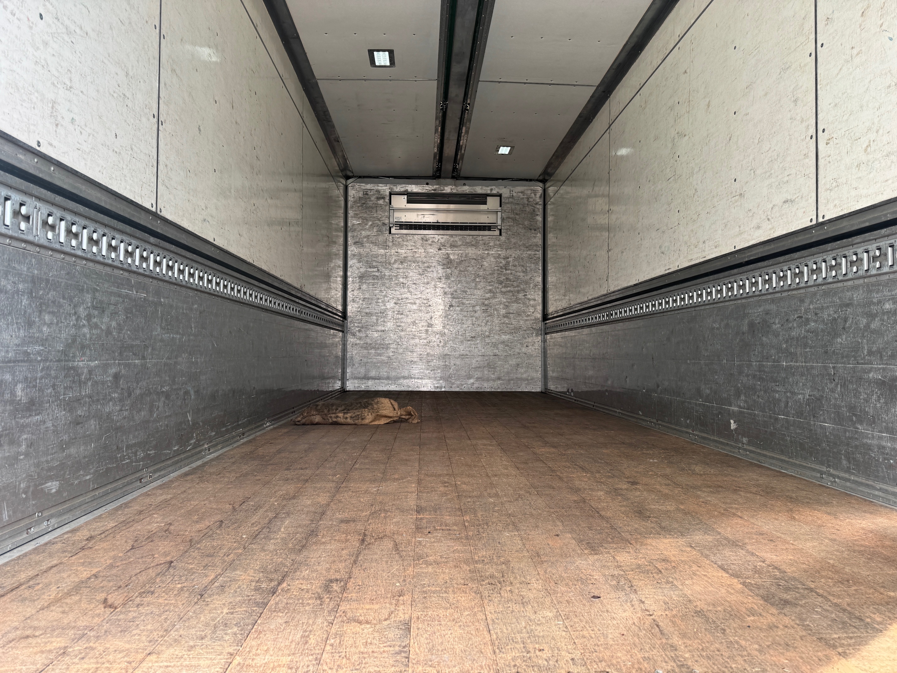 三菱ふそうファイター