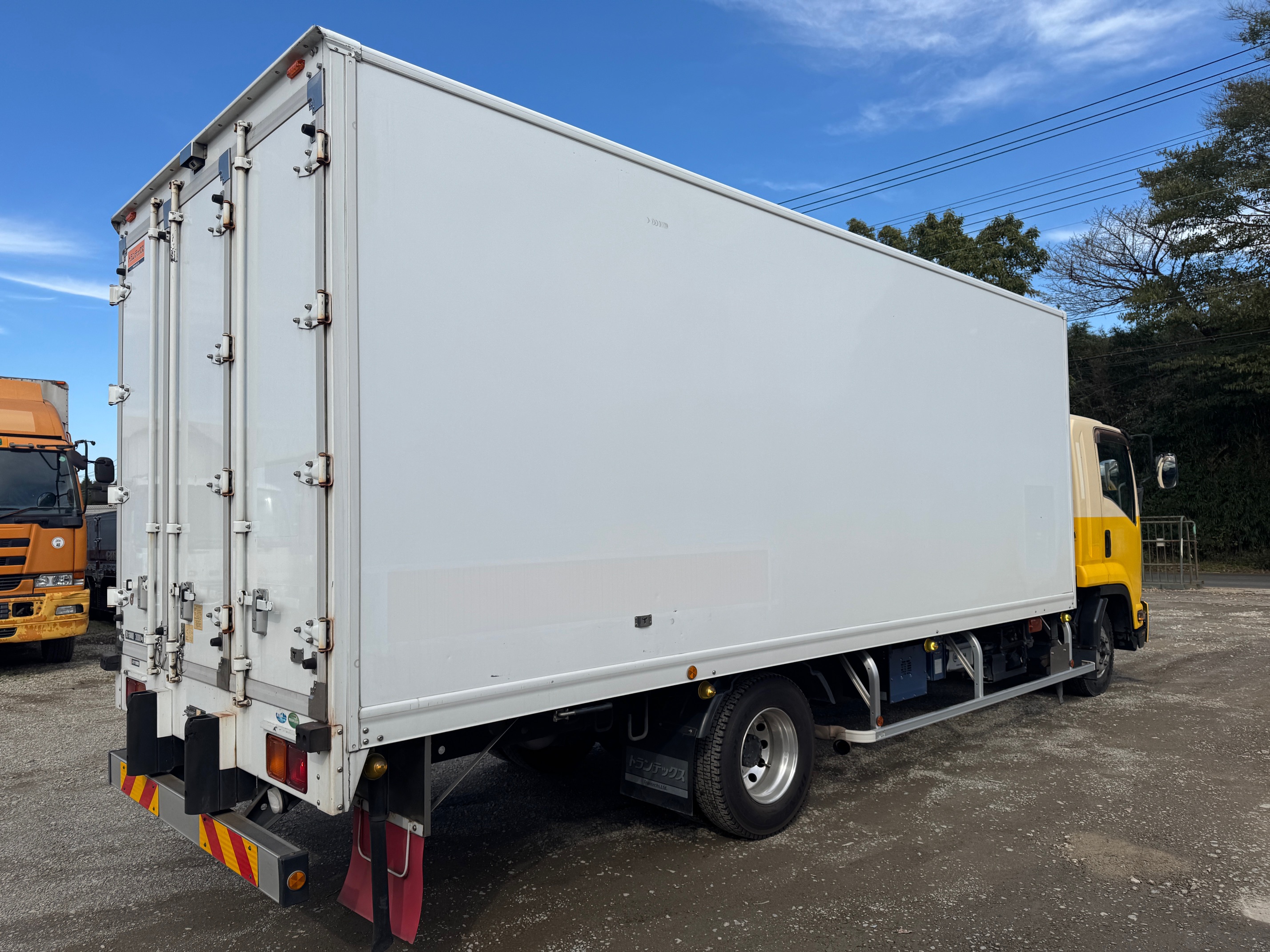 SKG-FRR90T2　リアエアサスいすずフォワード