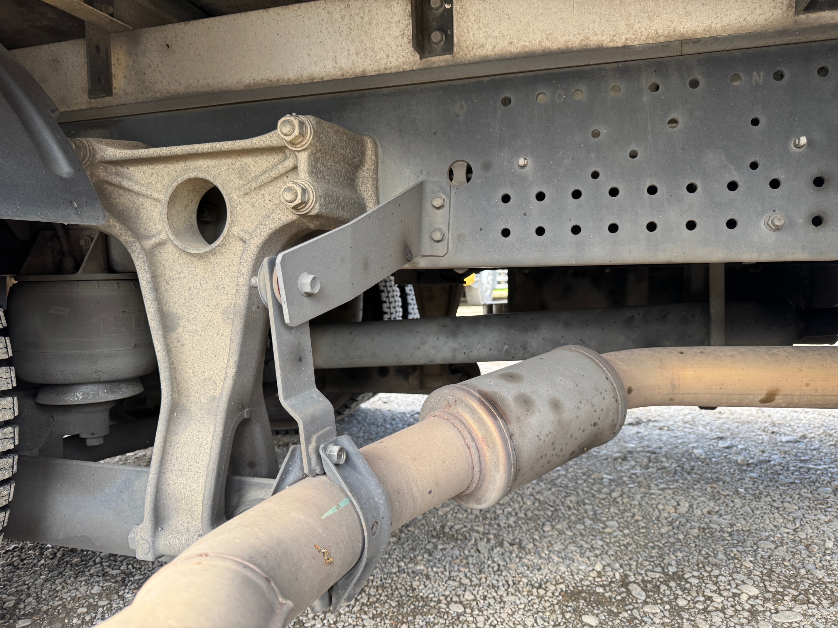 いすずフォワード