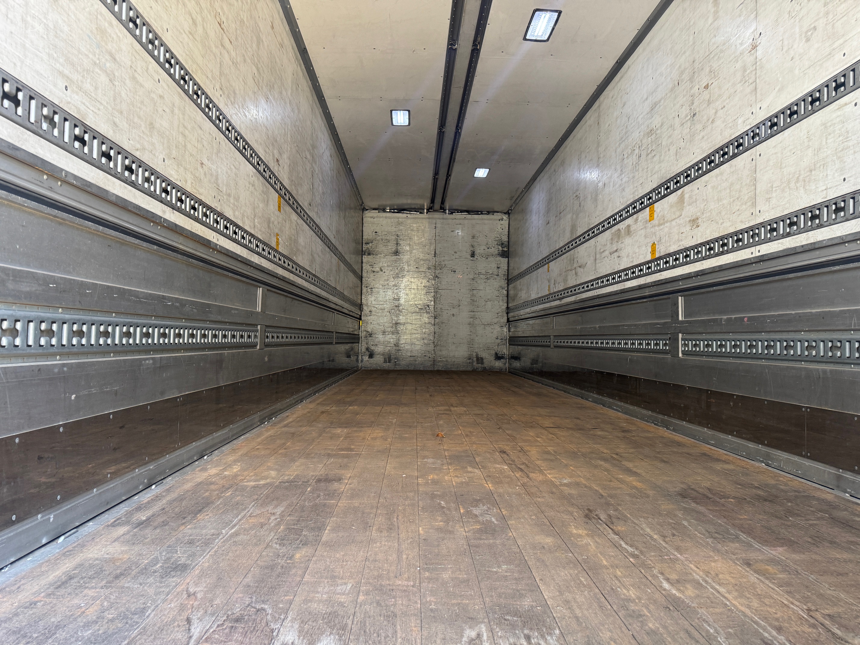 三菱ふそうスーパーグレート