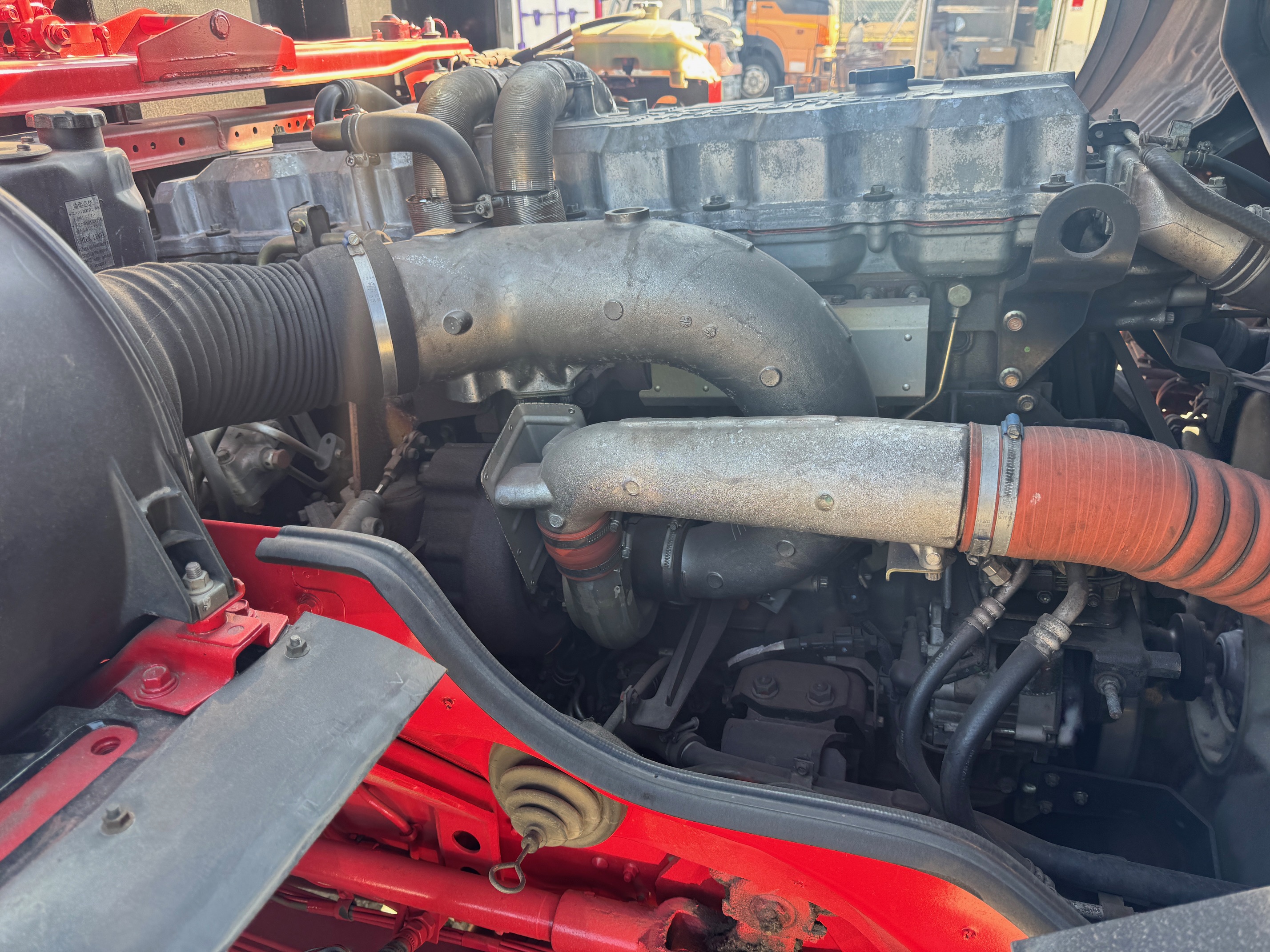 三菱ふそうスーパーグレート