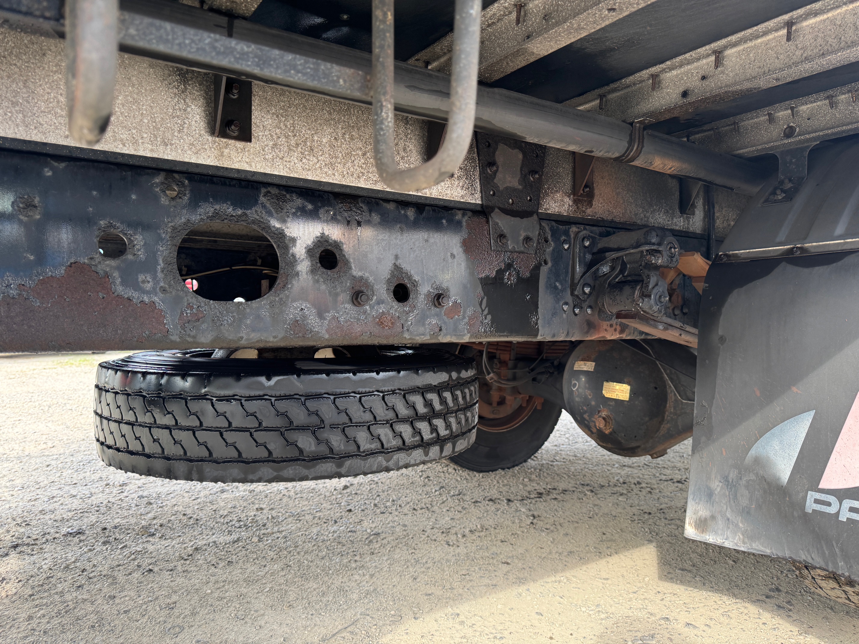 三菱ふそうファイター