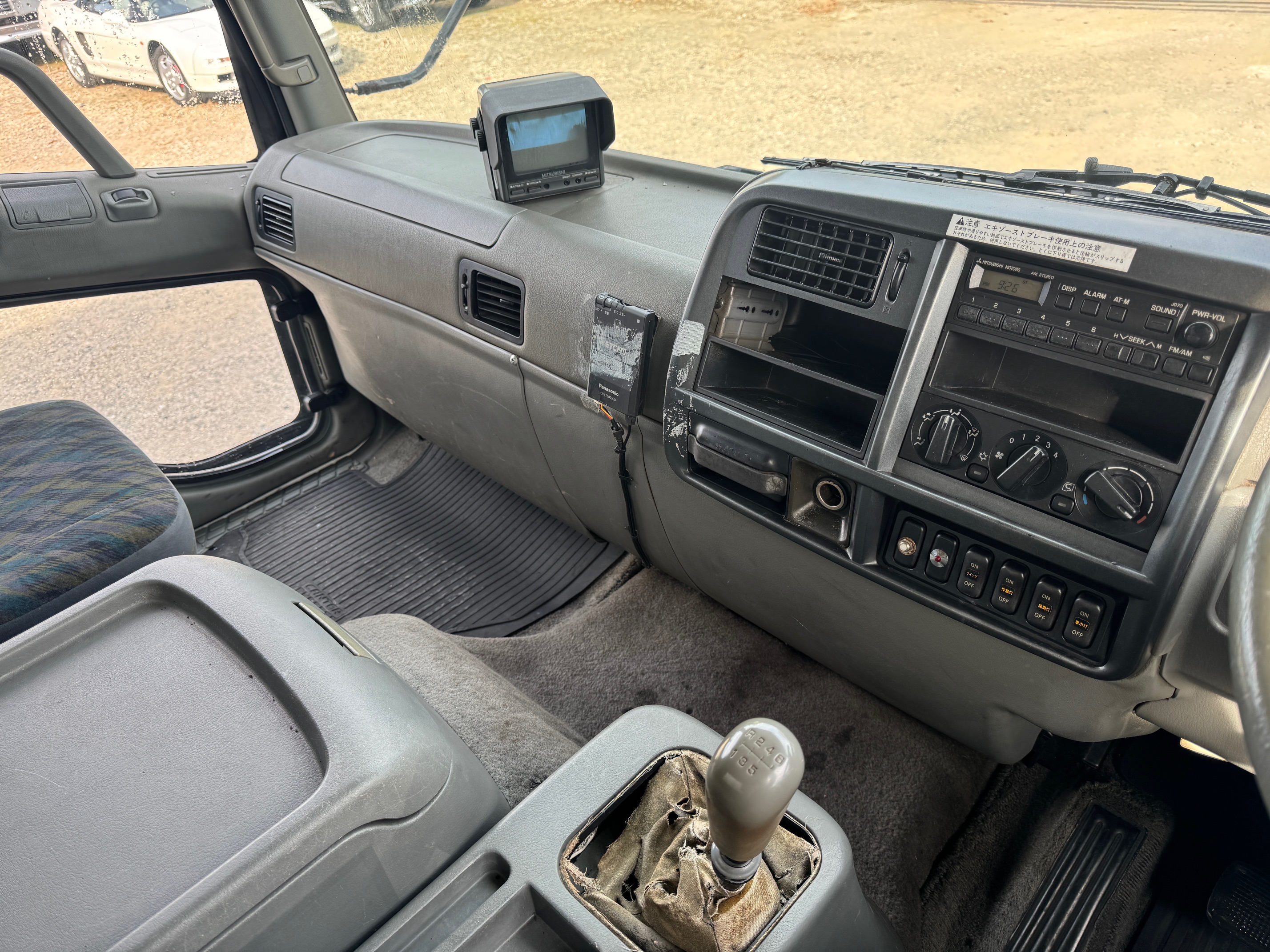 三菱ふそうファイター