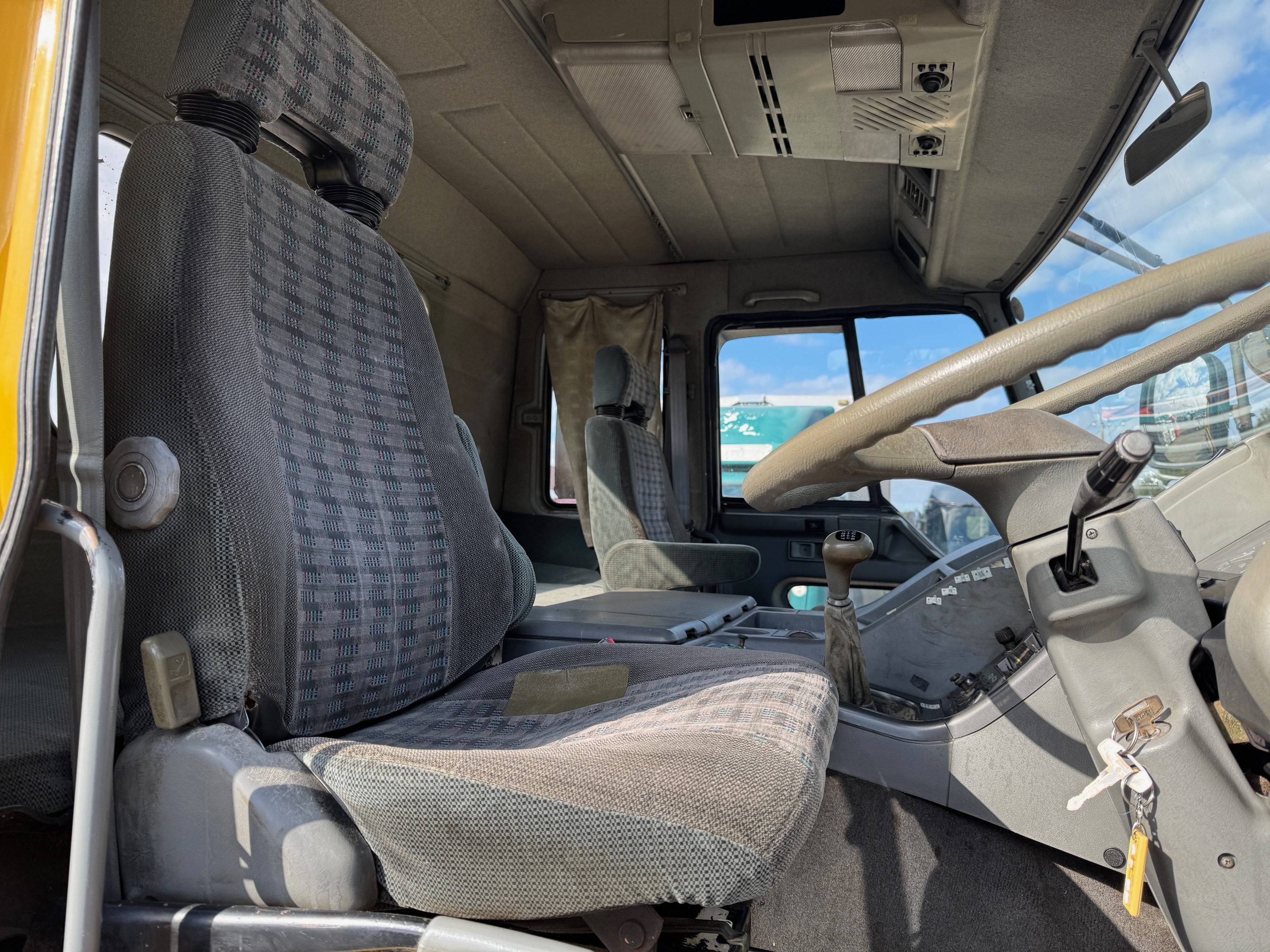 三菱ふそうグレート