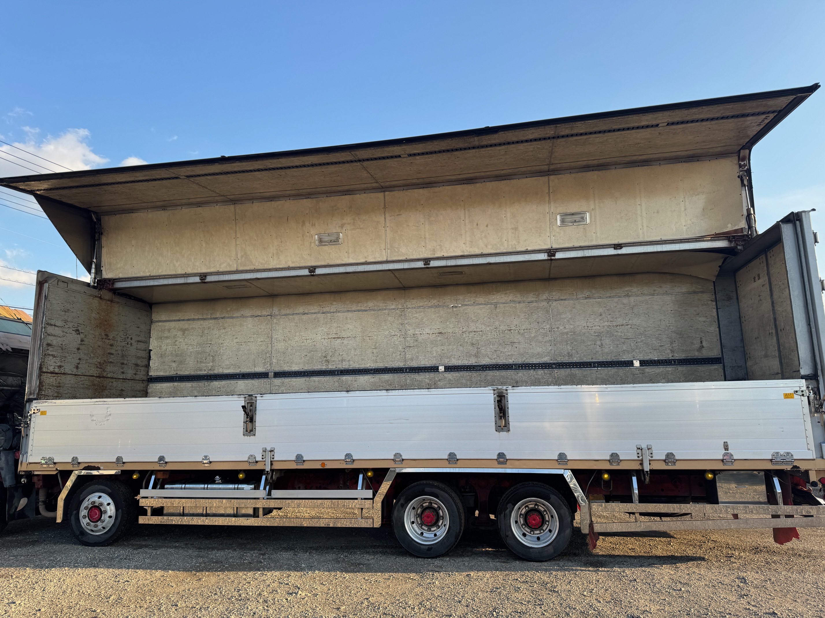 日産UDビックサム