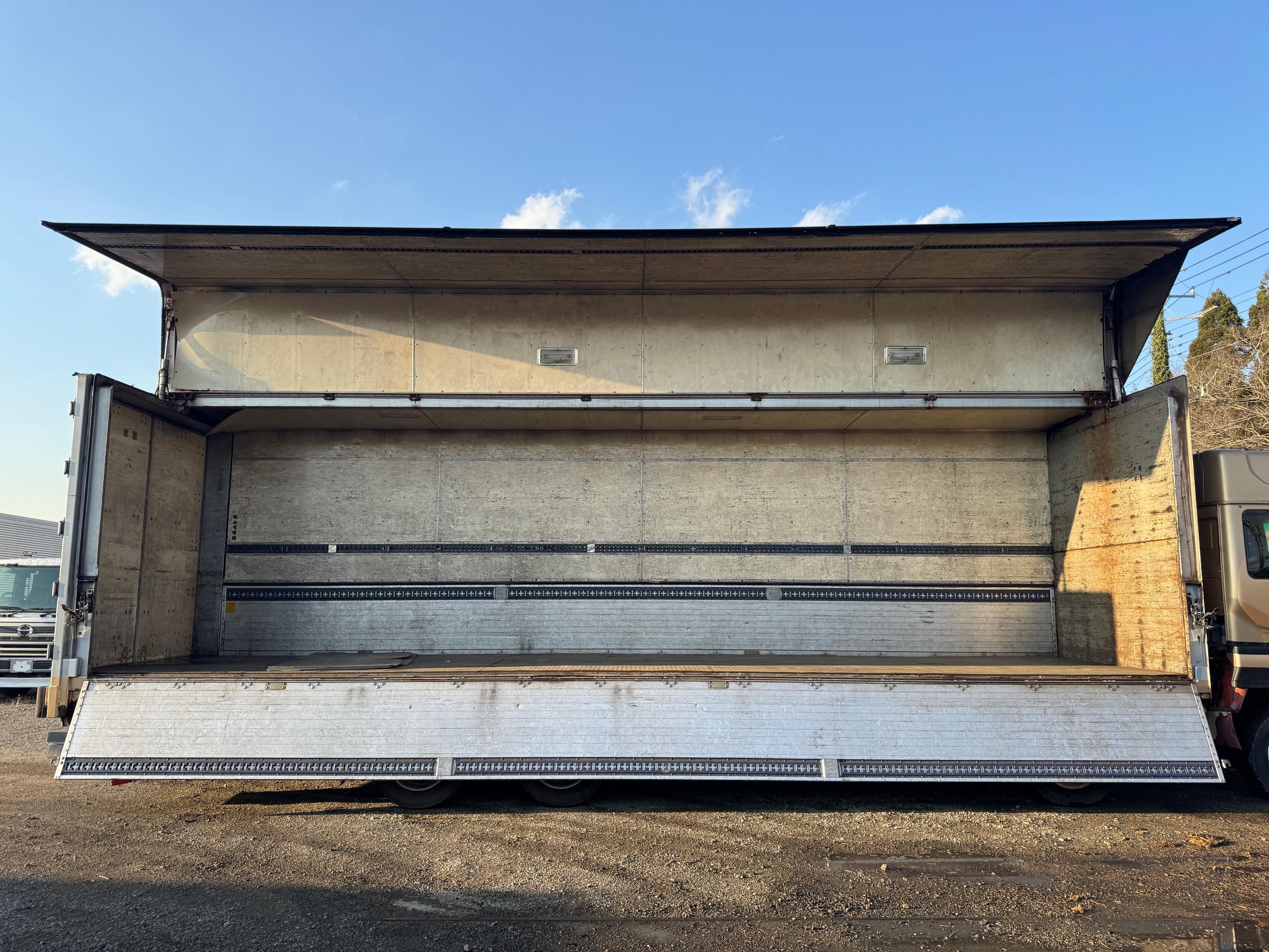 日産UDビックサム