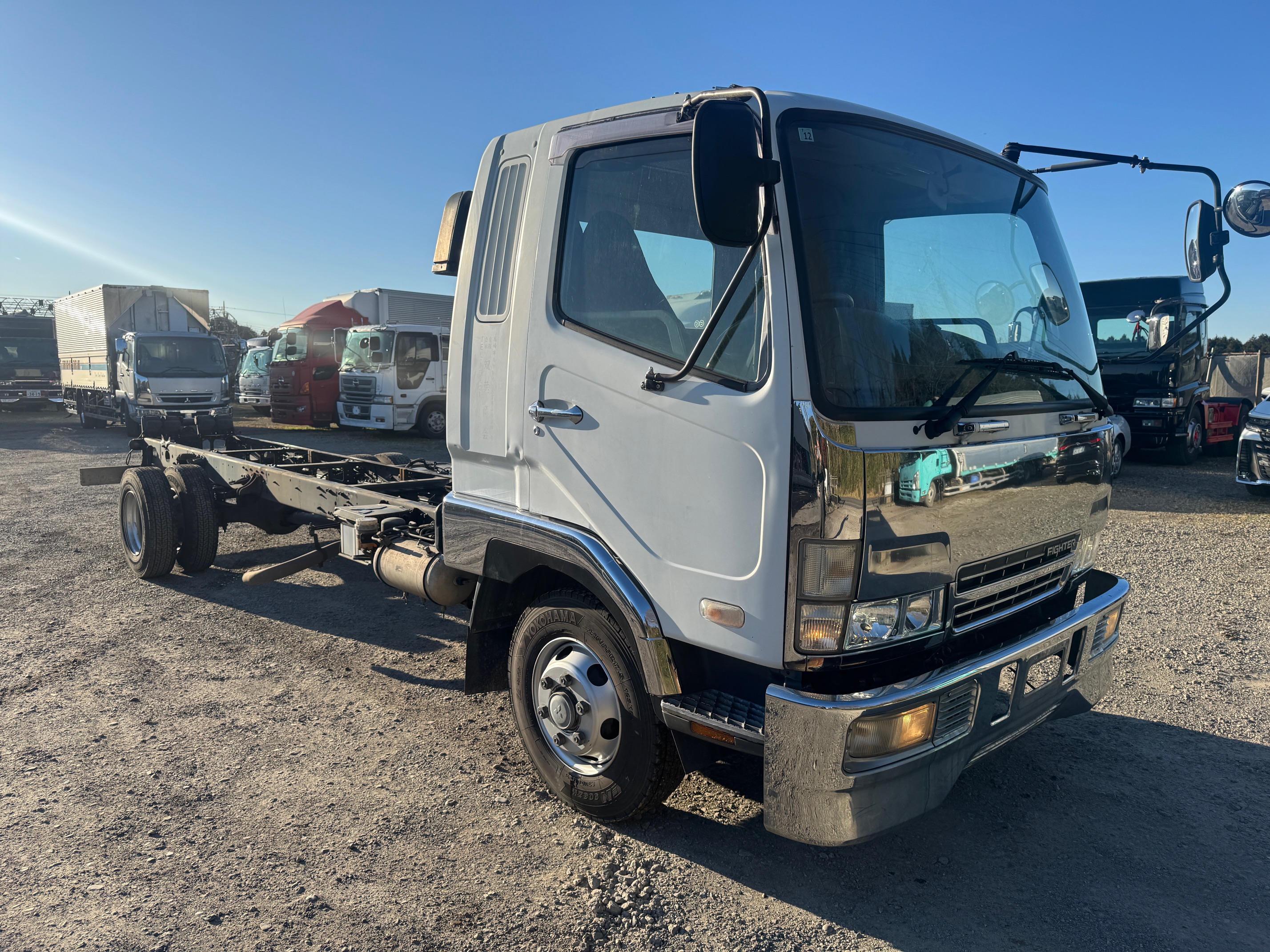 三菱ふそうファイター★スス焼き無し　★NOXPM適合　全国登録走行可能　★6200並幅シャシ