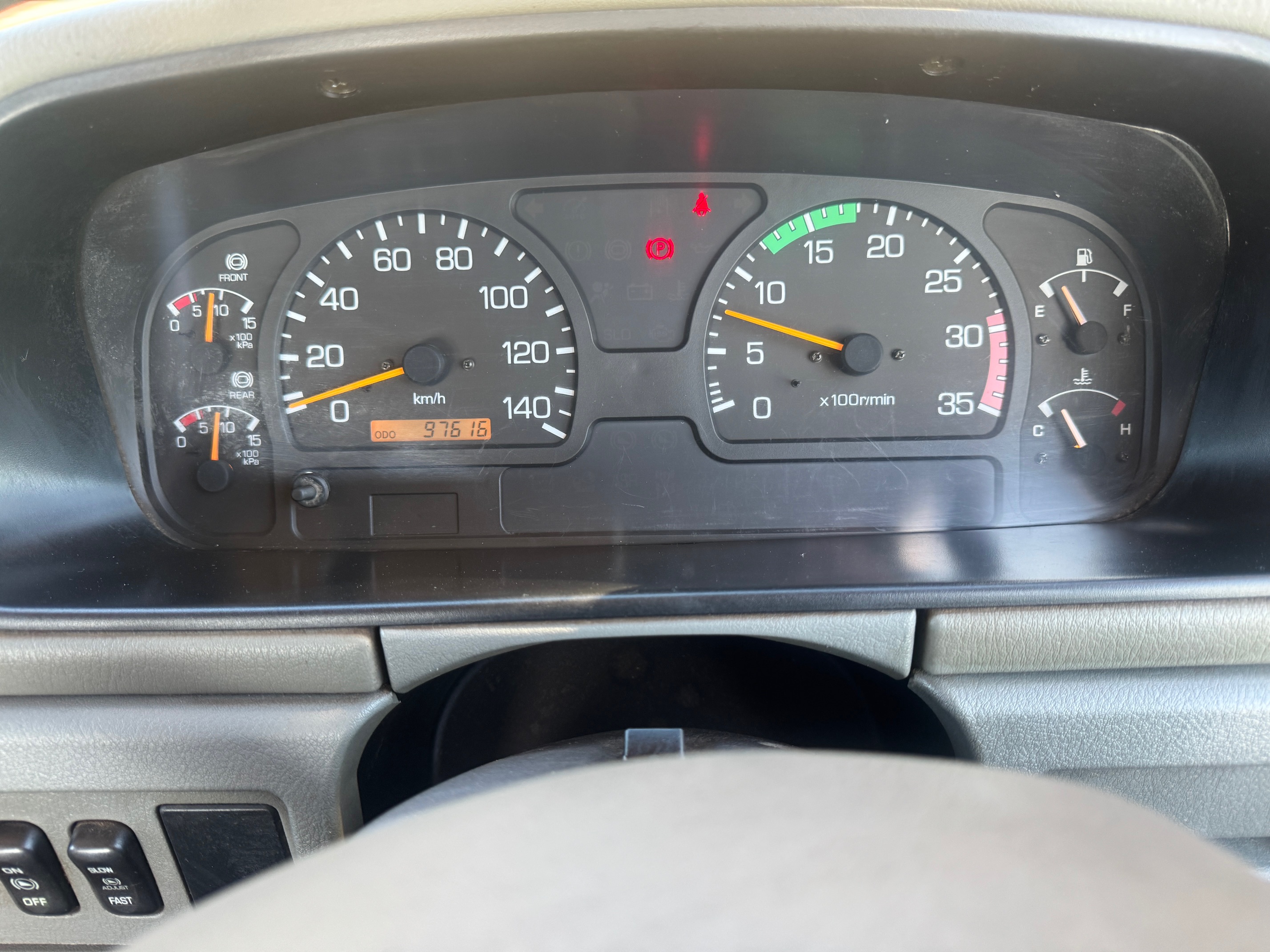 三菱ふそうファイター