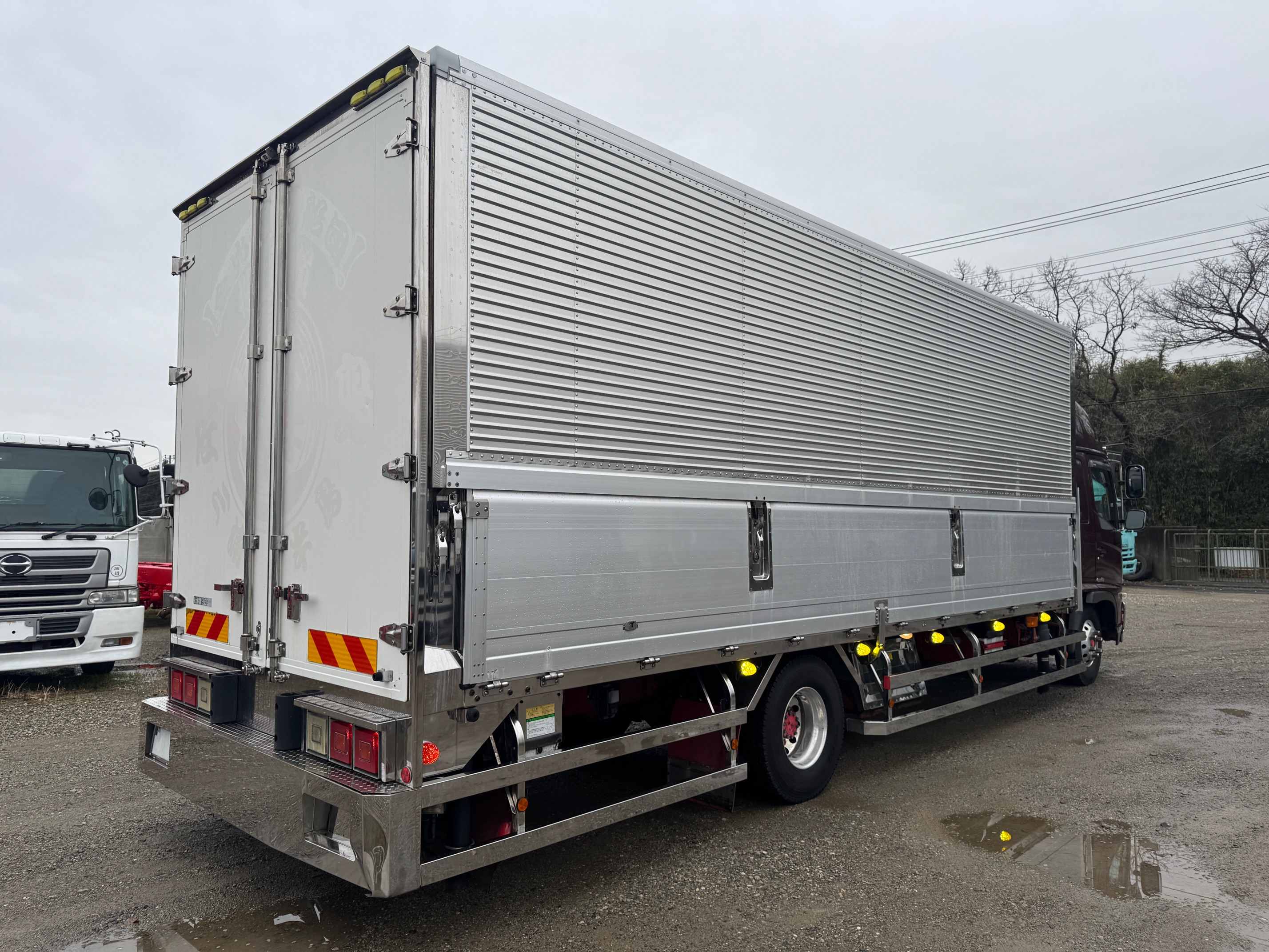 日野レンジャー