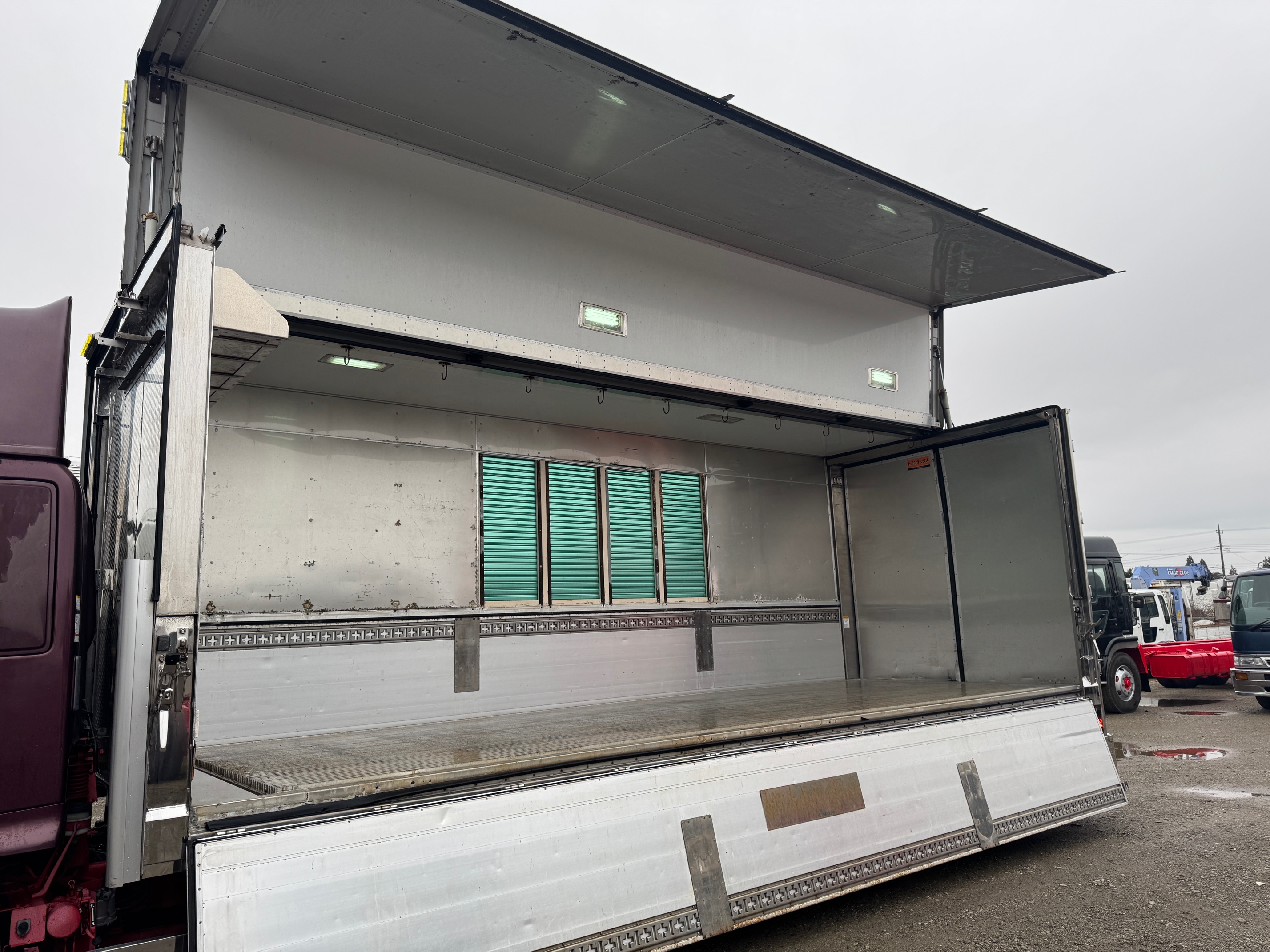 日野レンジャー