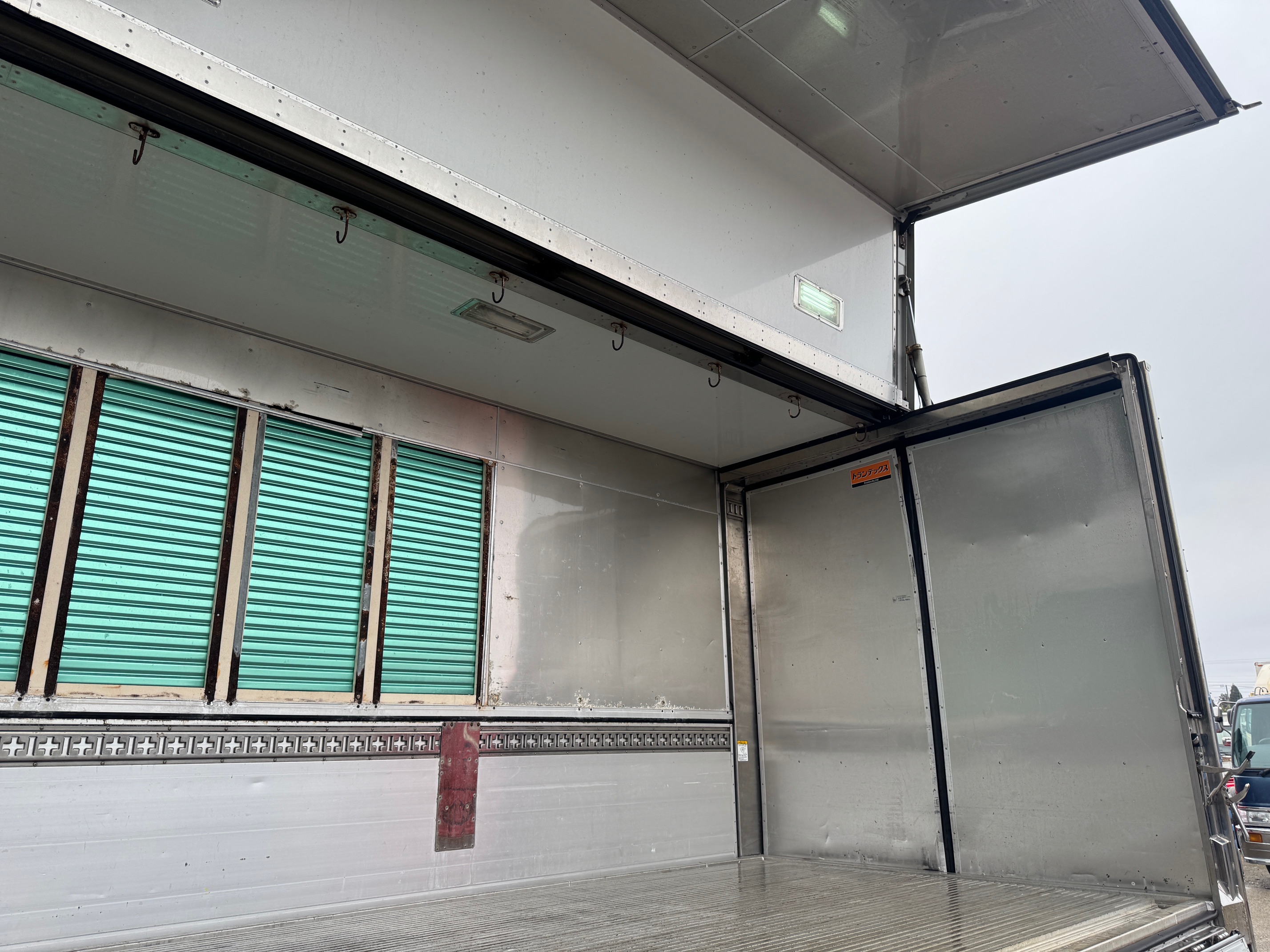 日野レンジャー