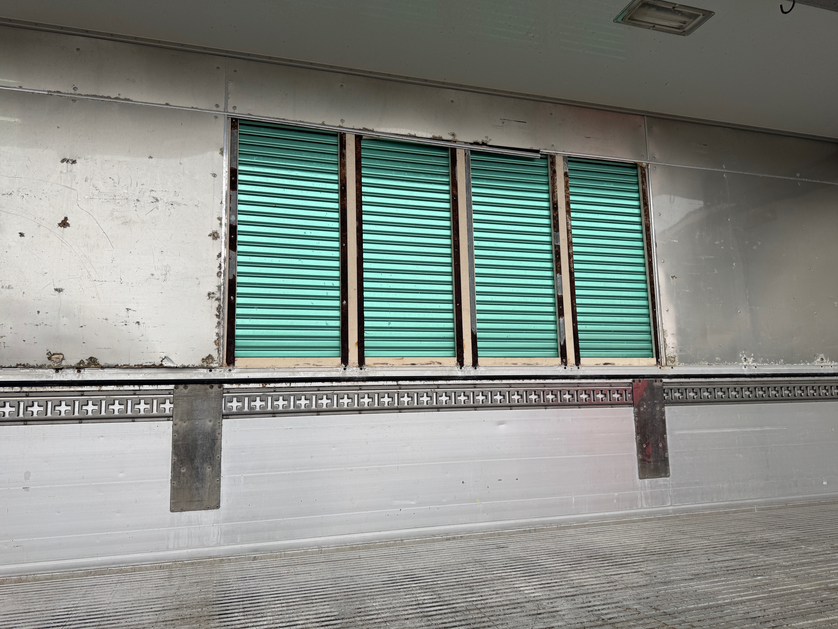 日野レンジャー