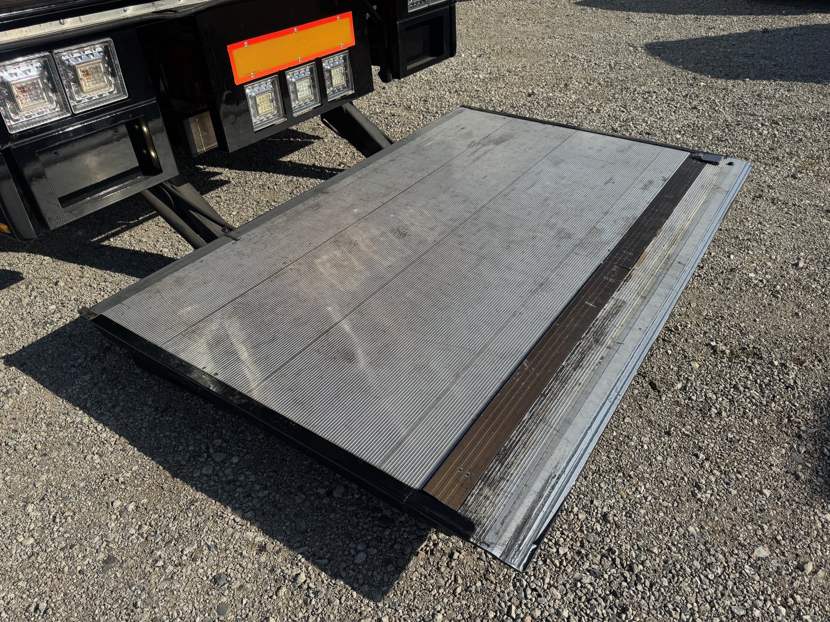 三菱ふそうファイター