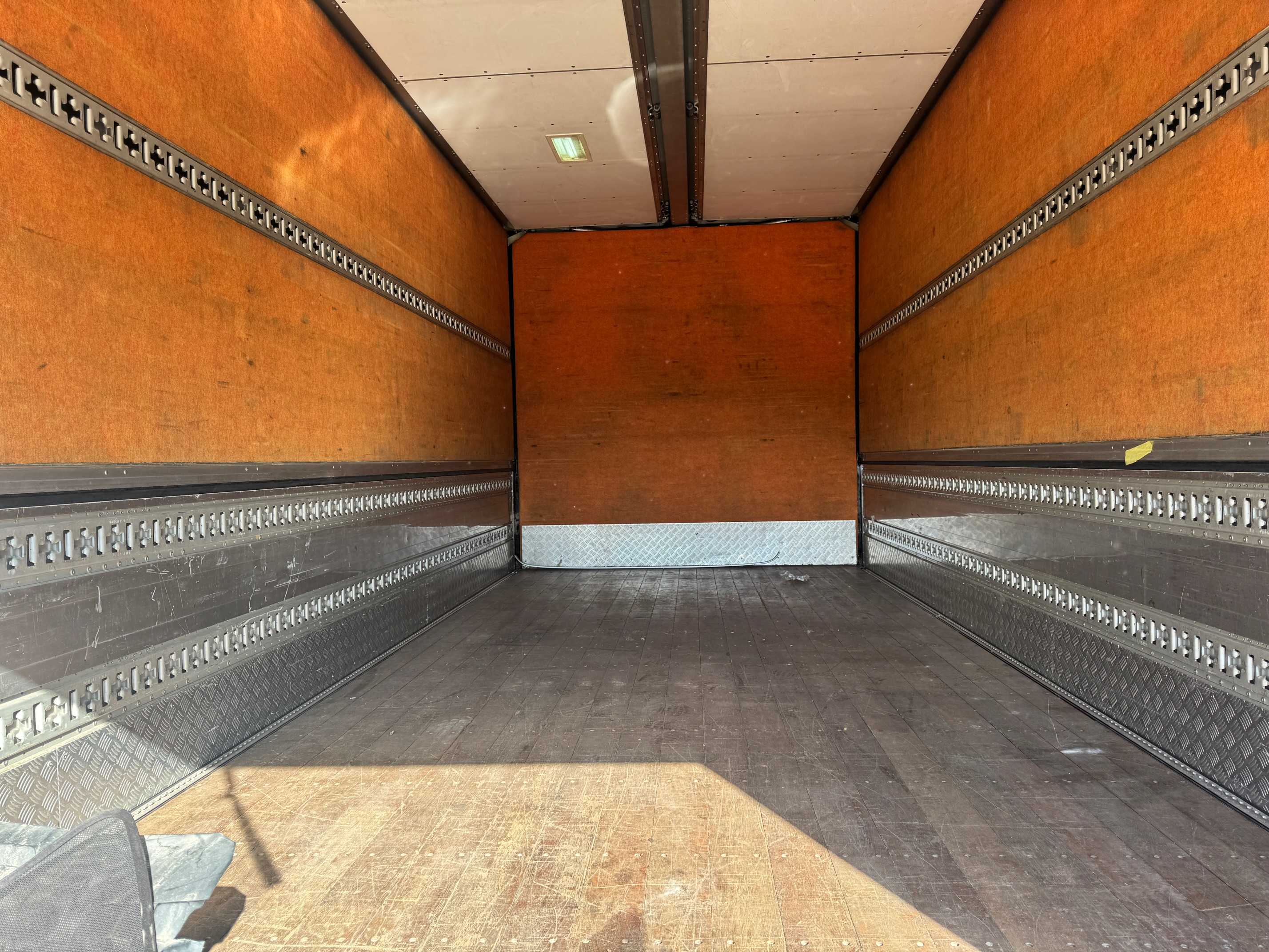 三菱ふそうファイター