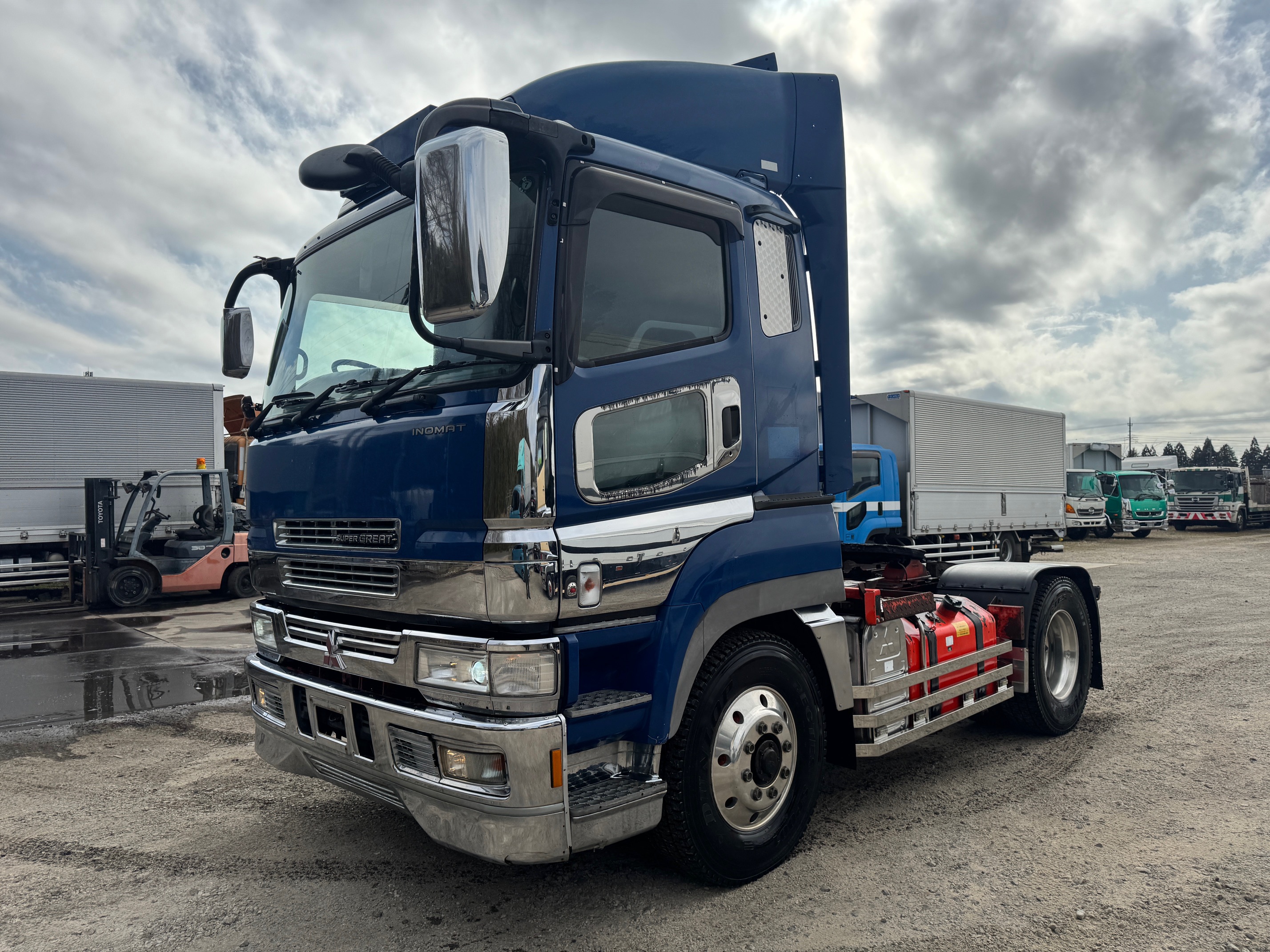 三菱ふそうスーパーグレート★ハイキャブ　トラクター　★スス焼き無し　★460馬力