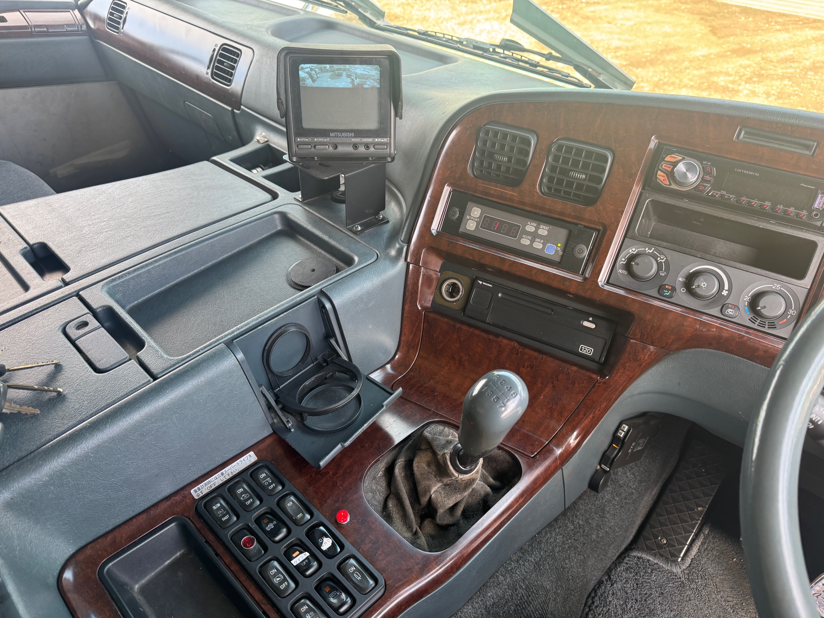 三菱ふそうスーパーグレート