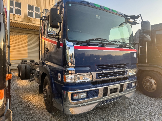 ★2デフ　★V8   ★430馬力　★走行少な目