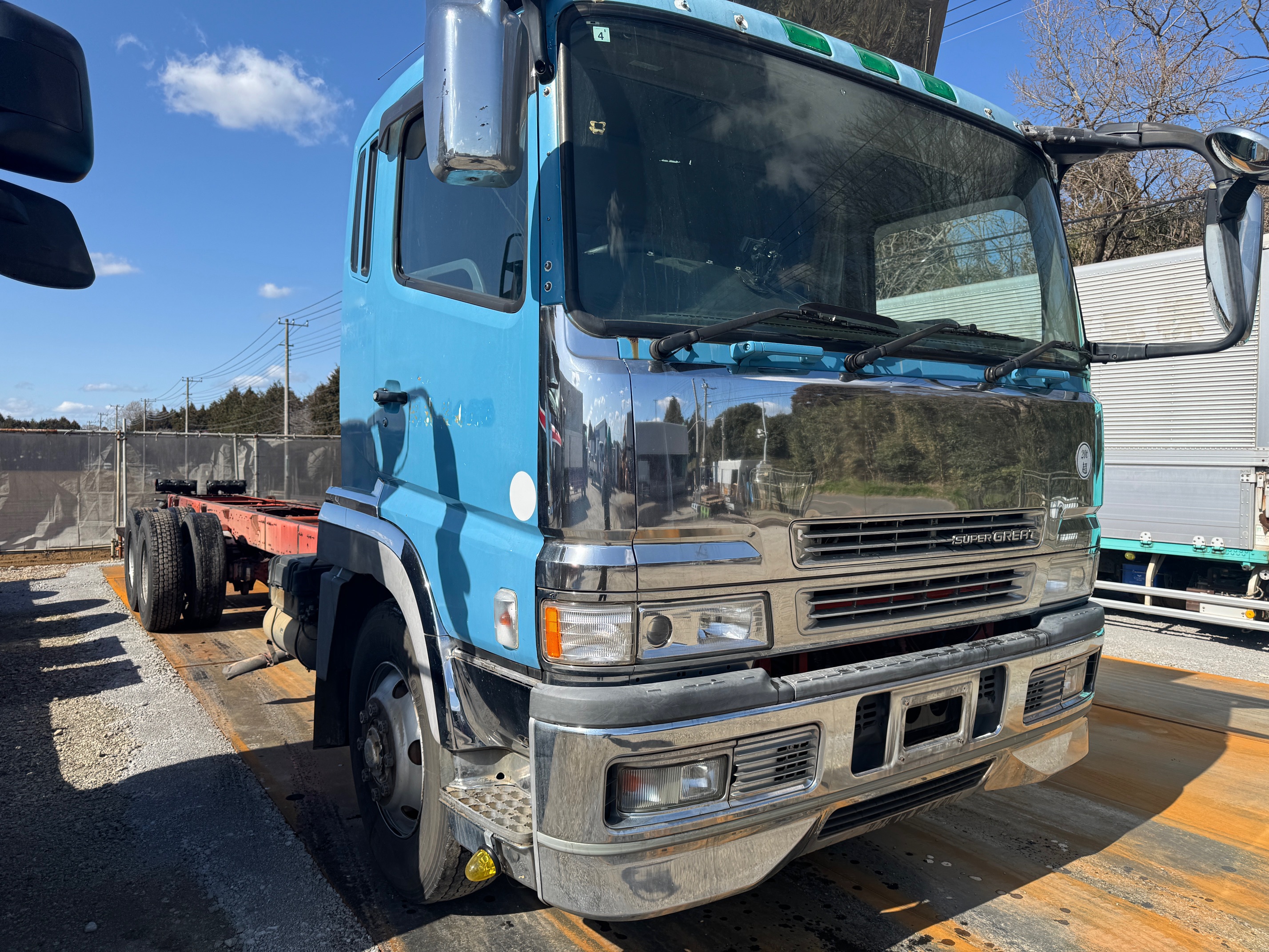 三菱ふそうスーパーグレート