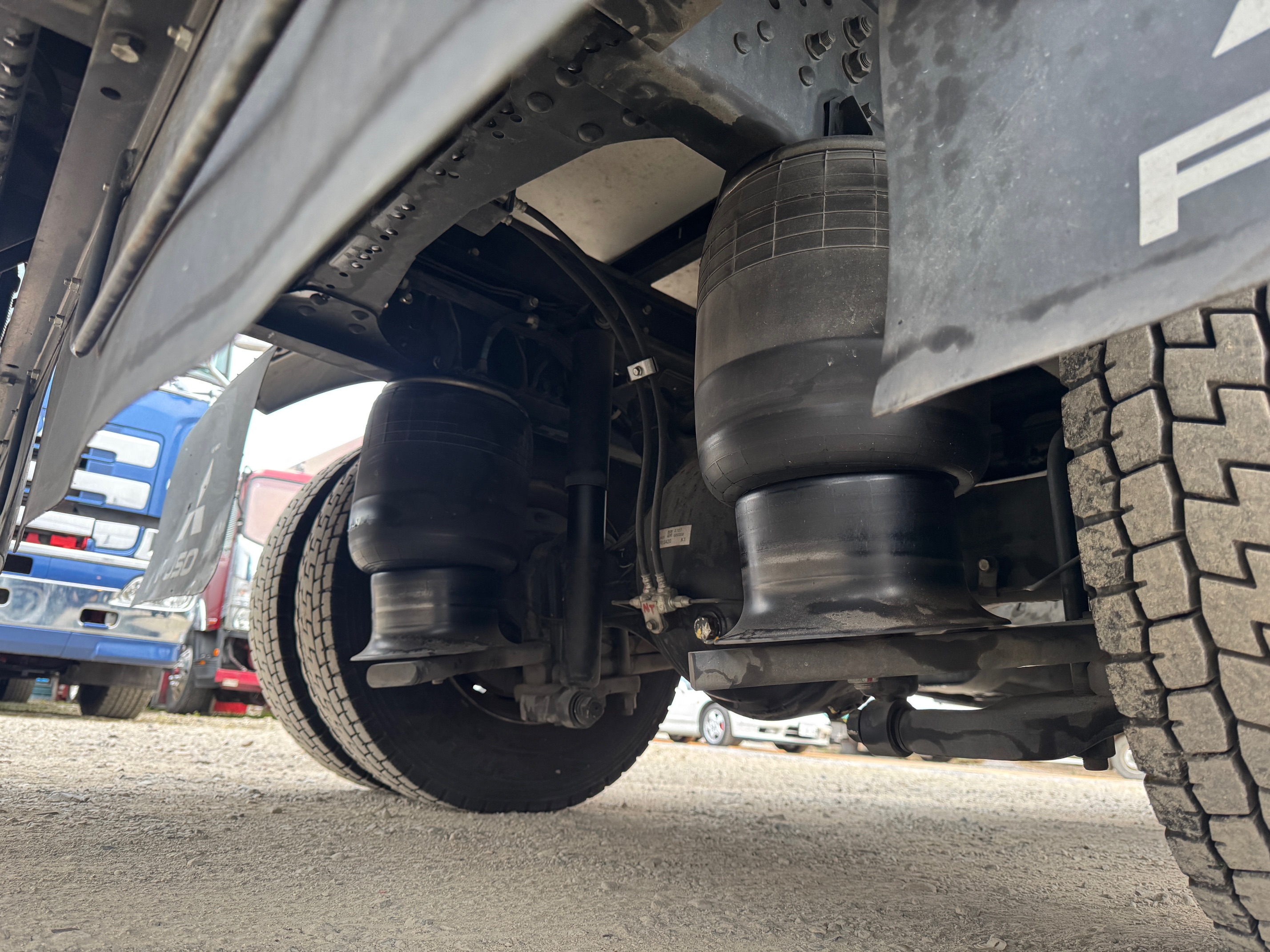 三菱ふそうファイター