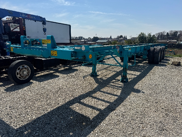 ★40フィートコンテナシャシ　★リフトアクスル　★サイド左サイドバンパー欠