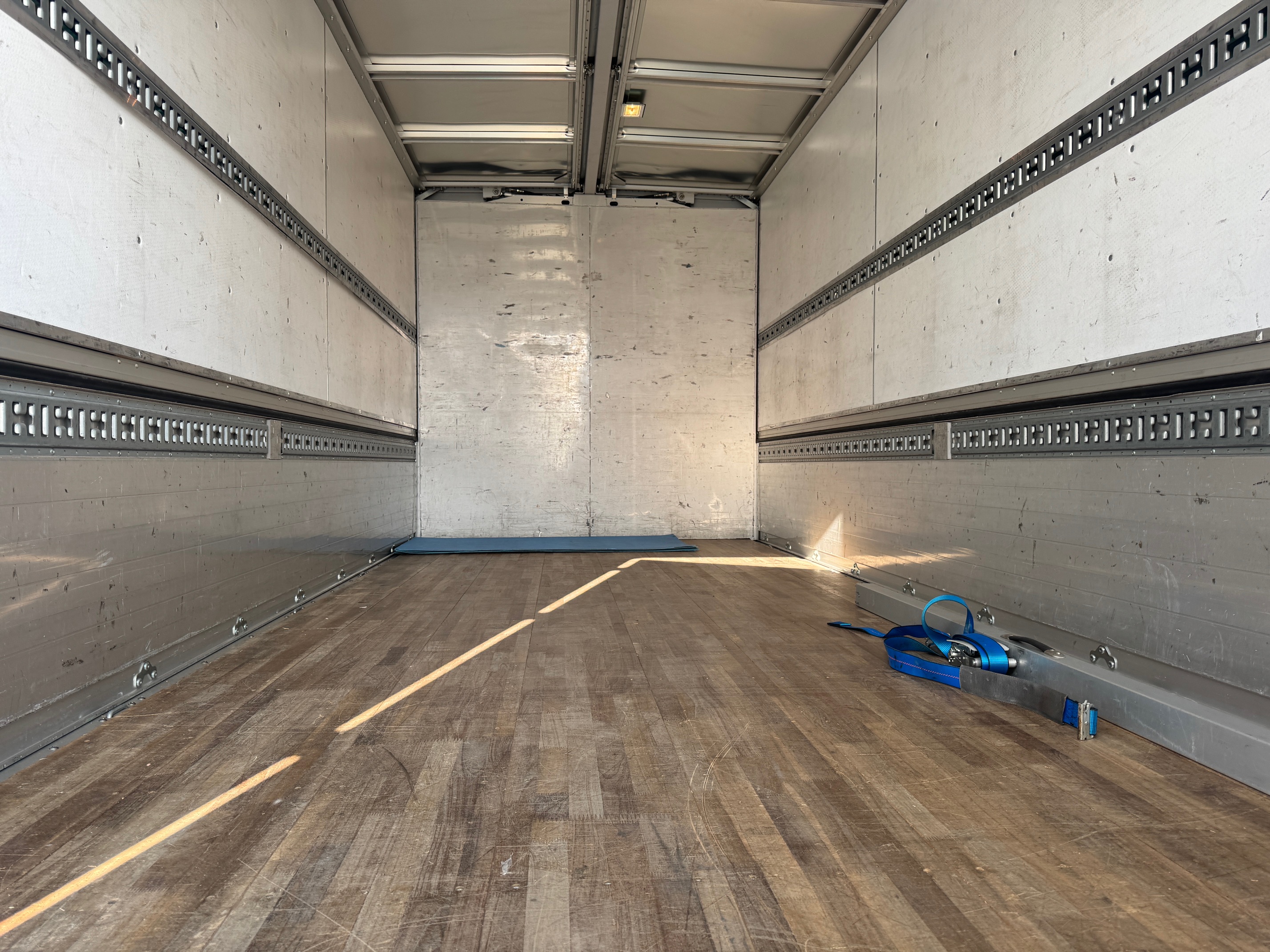 日野レンジャー