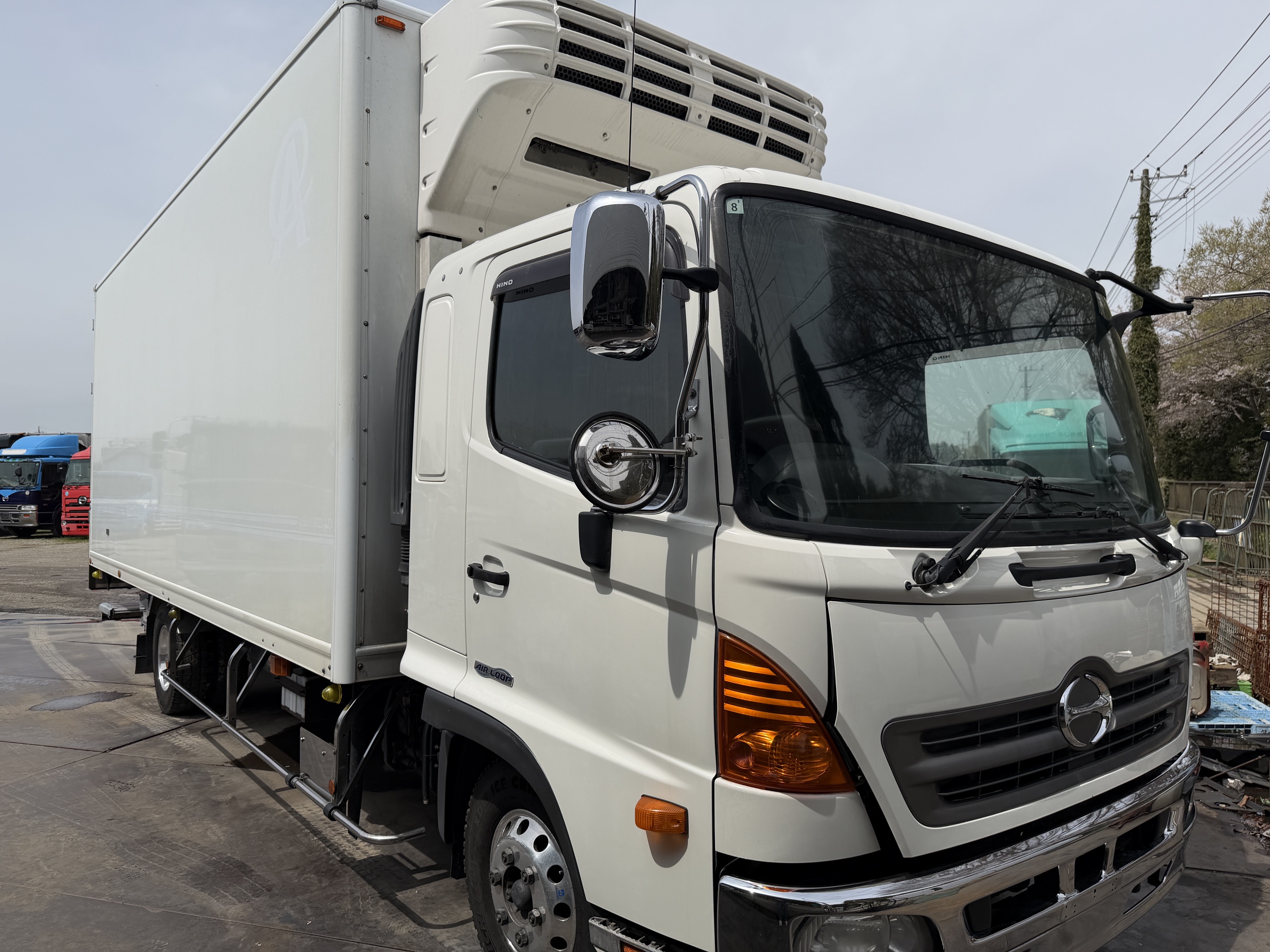 日野レンジャー