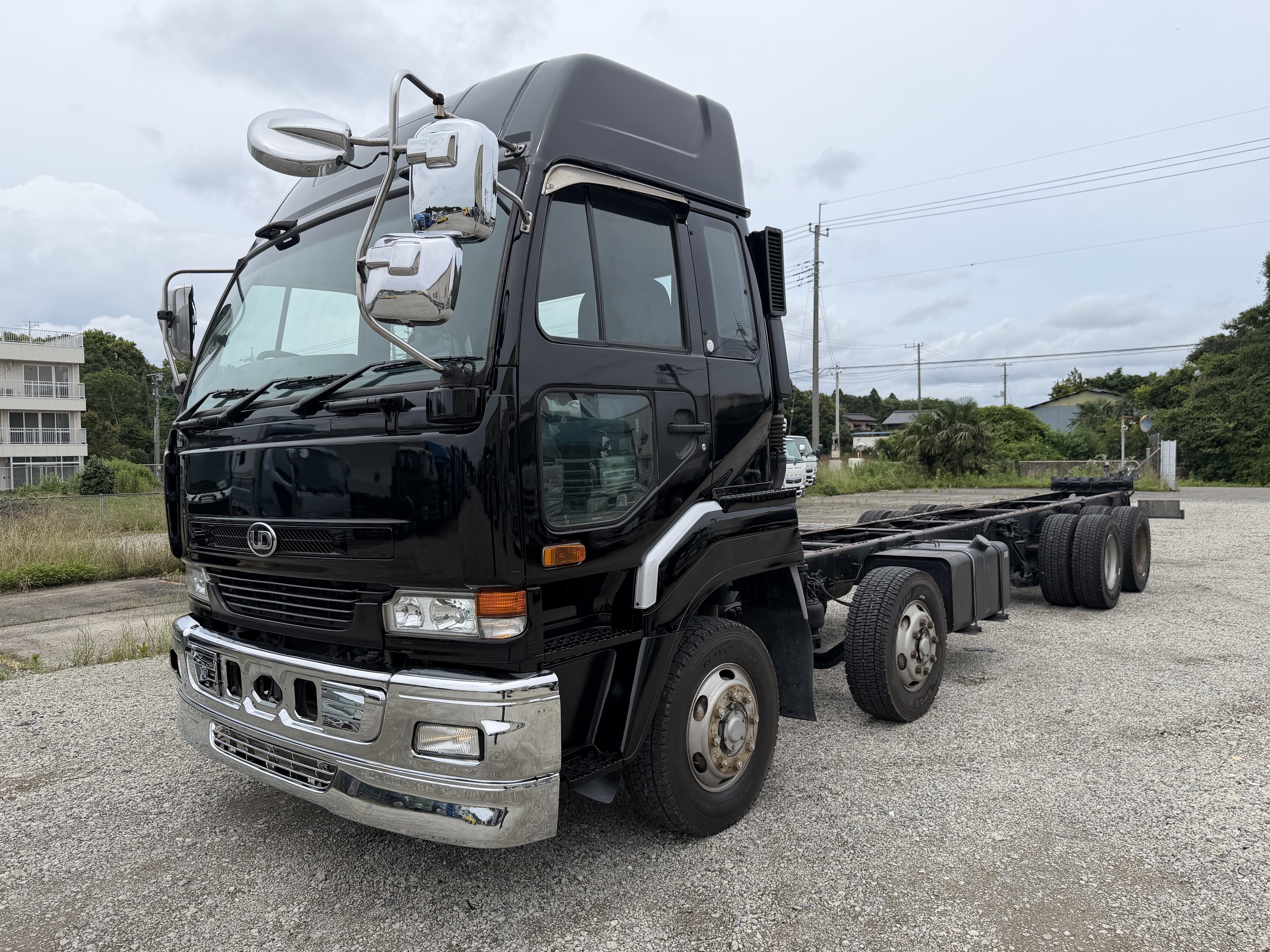 KL-CG55ZWV    総輪エアサス日産UDビックサム